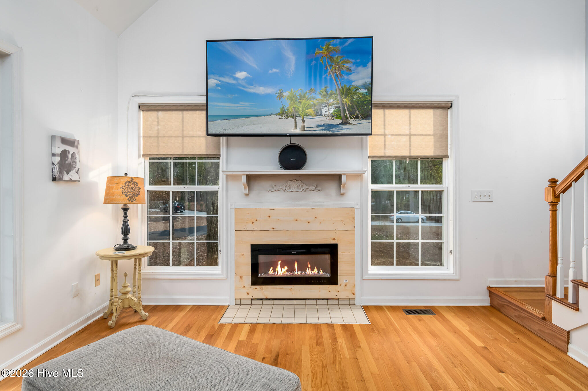 100549420 | Photo 12