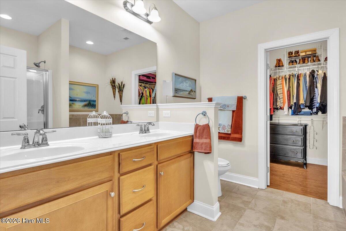 100549972 | Photo 31