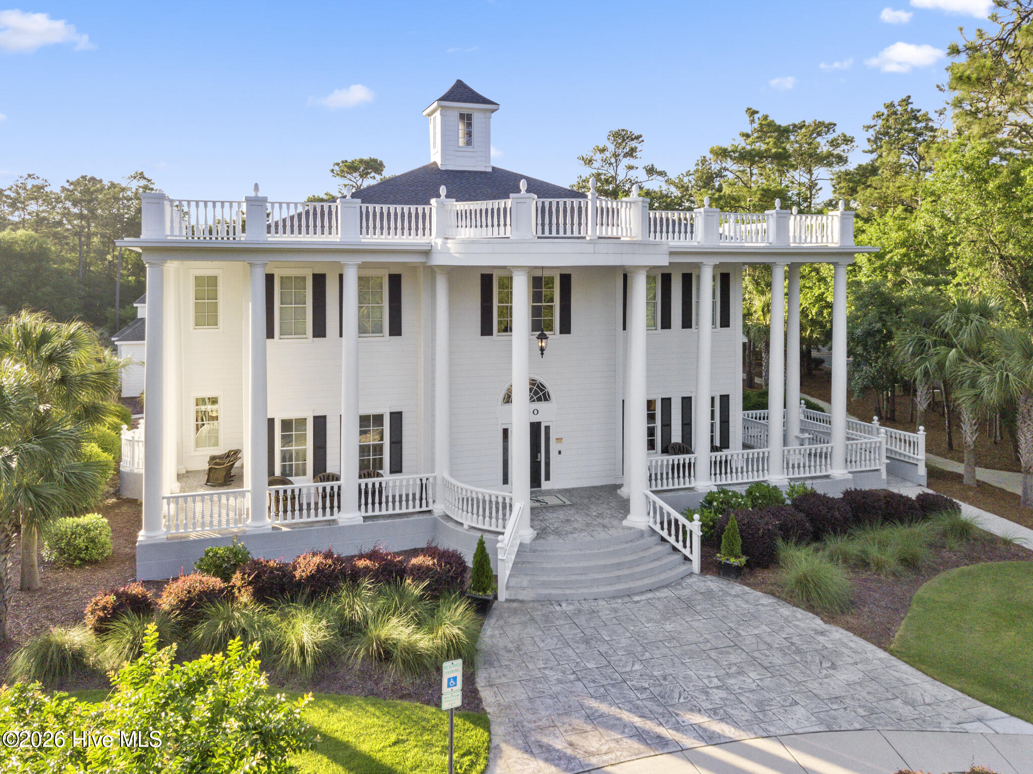 100567626 | Photo 22