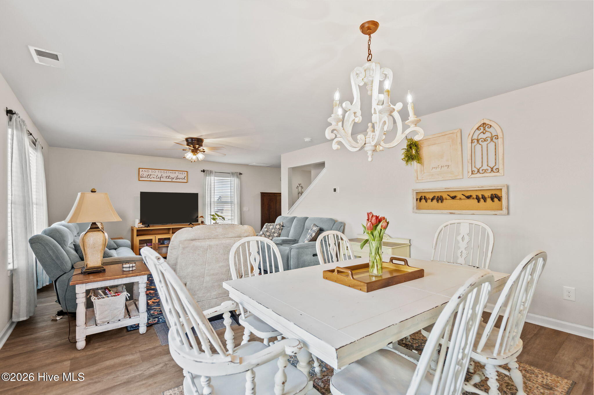 100554763 | Photo 13