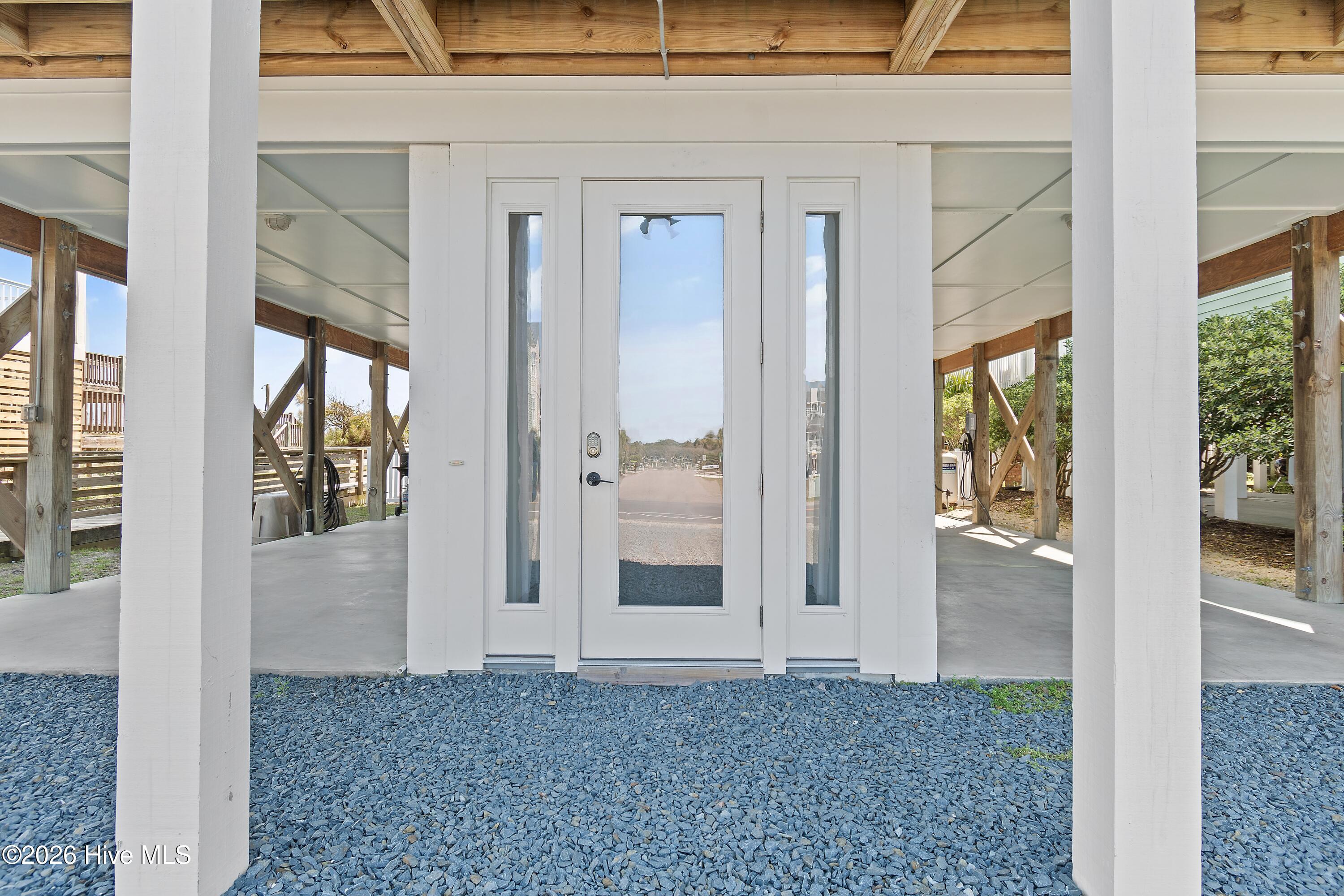 100564147 | Photo 46