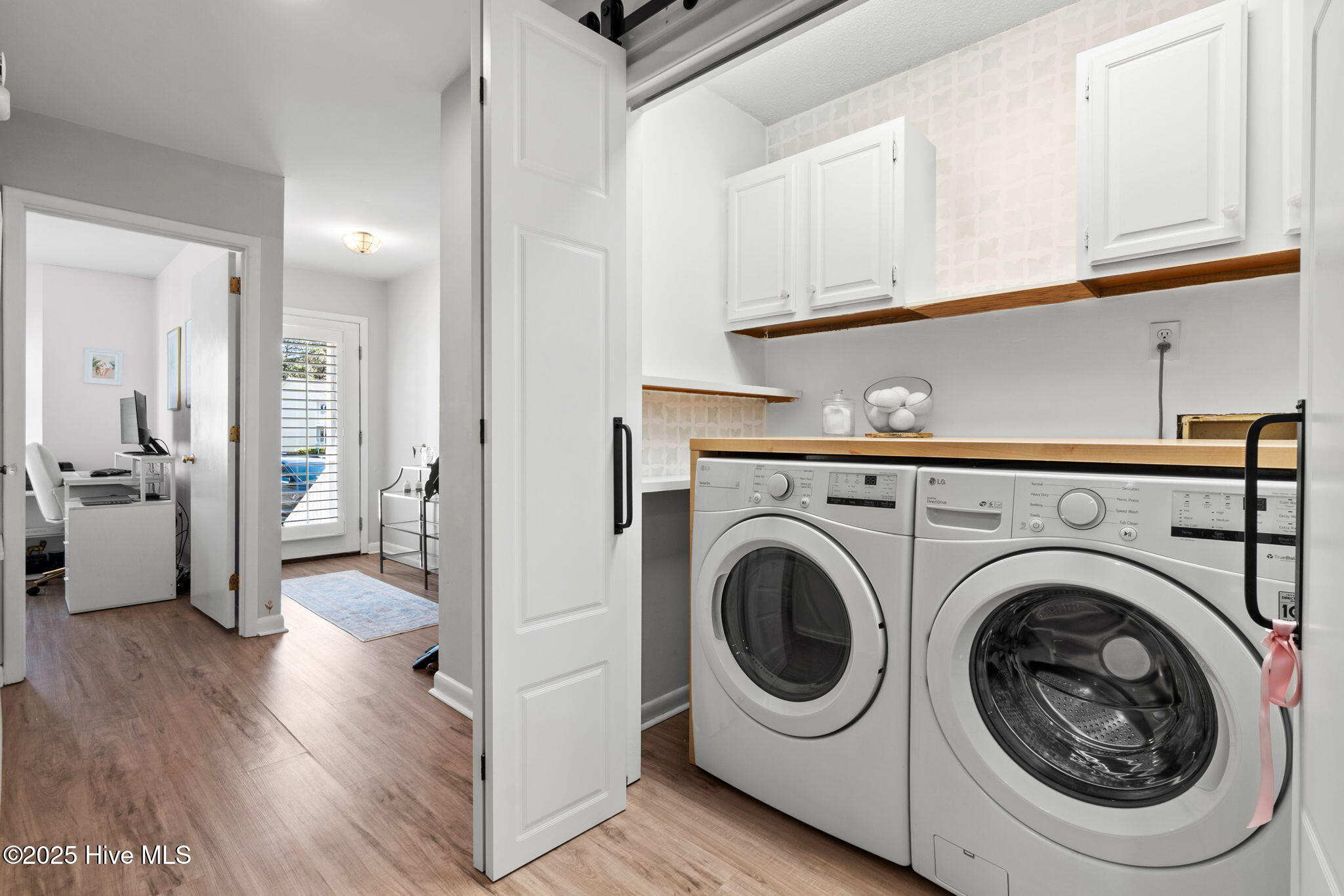 100547956 | Photo 13