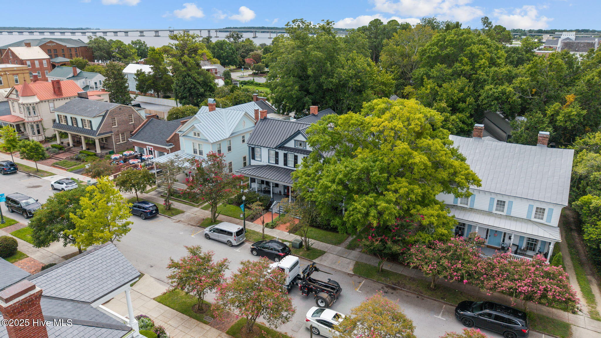 215 Pollock Street,New Bern