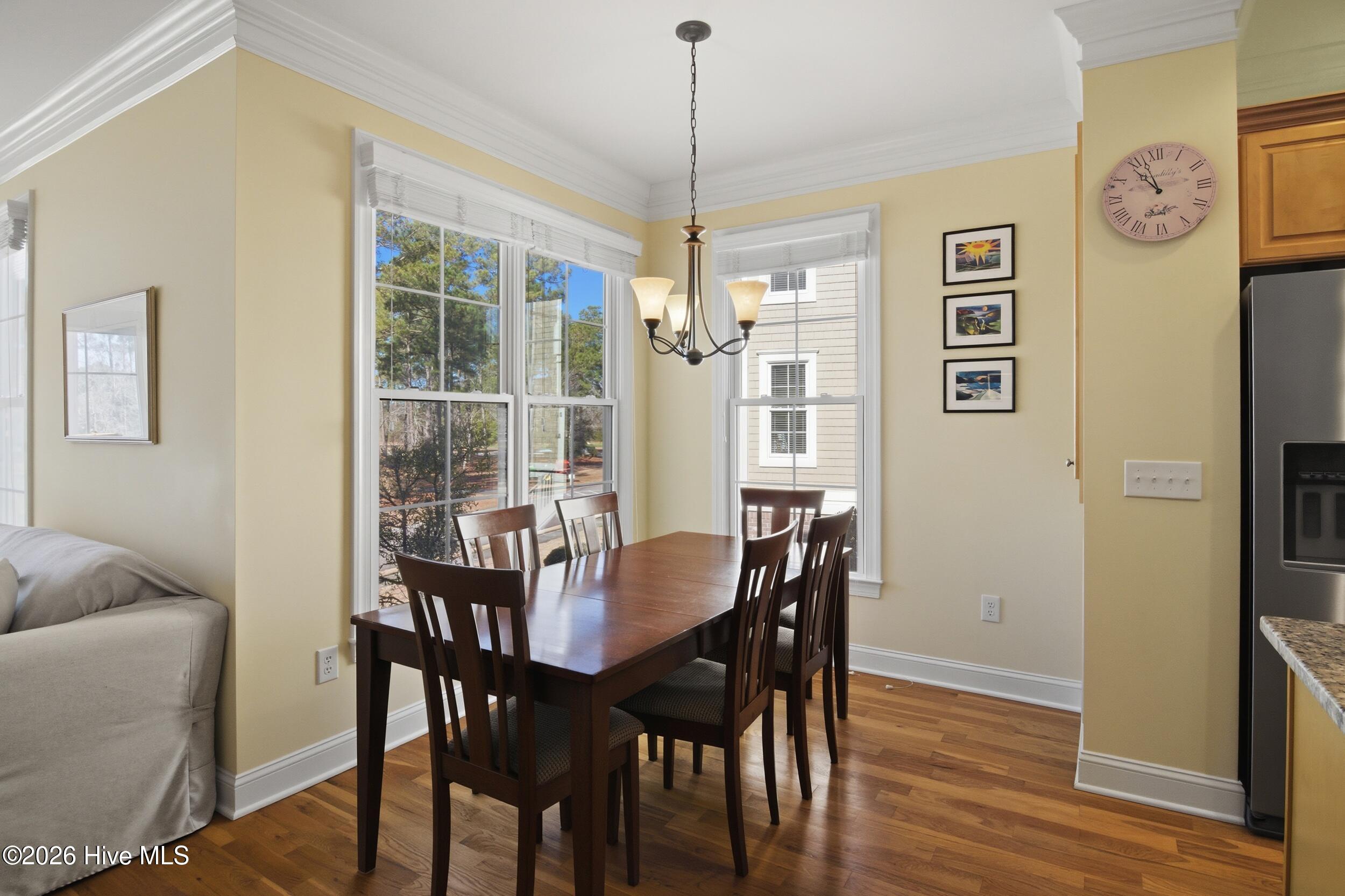 100547081 | Photo 15