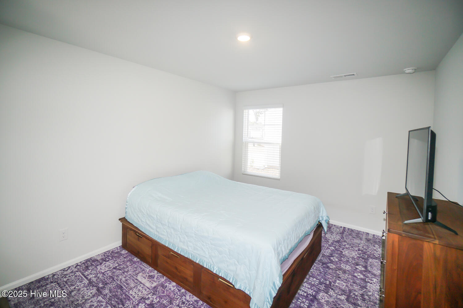 100494824 | Photo 16