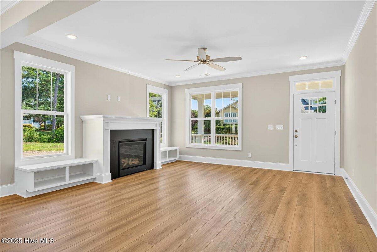 100504765 | Photo 27