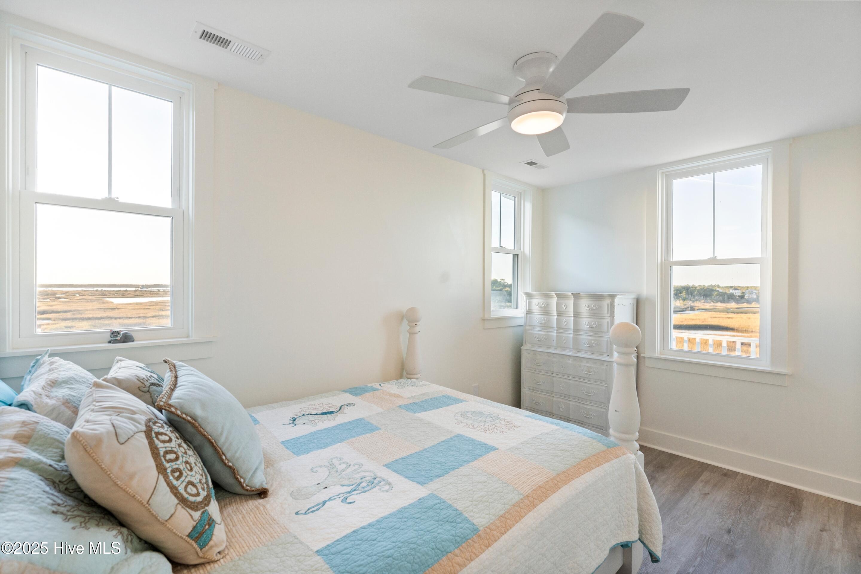 100540590 | Photo 19