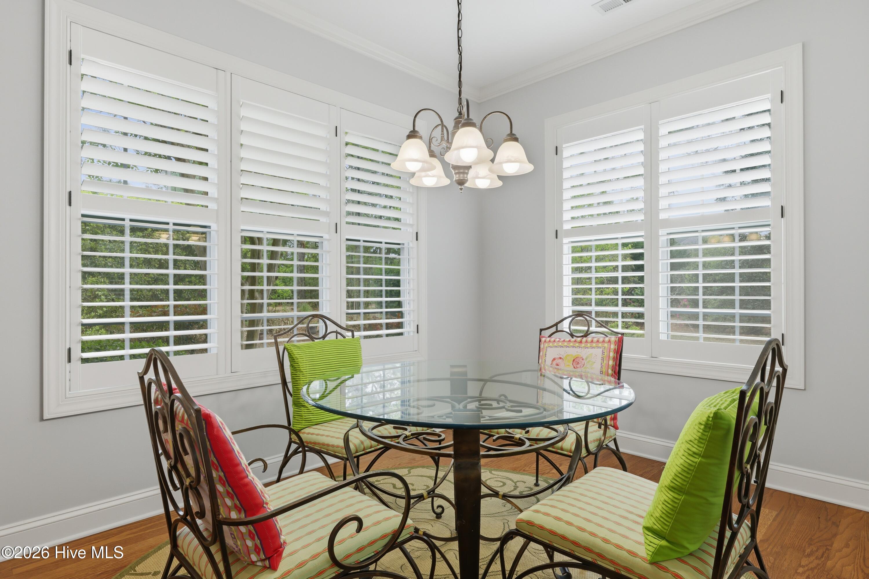 100565162 | Photo 28