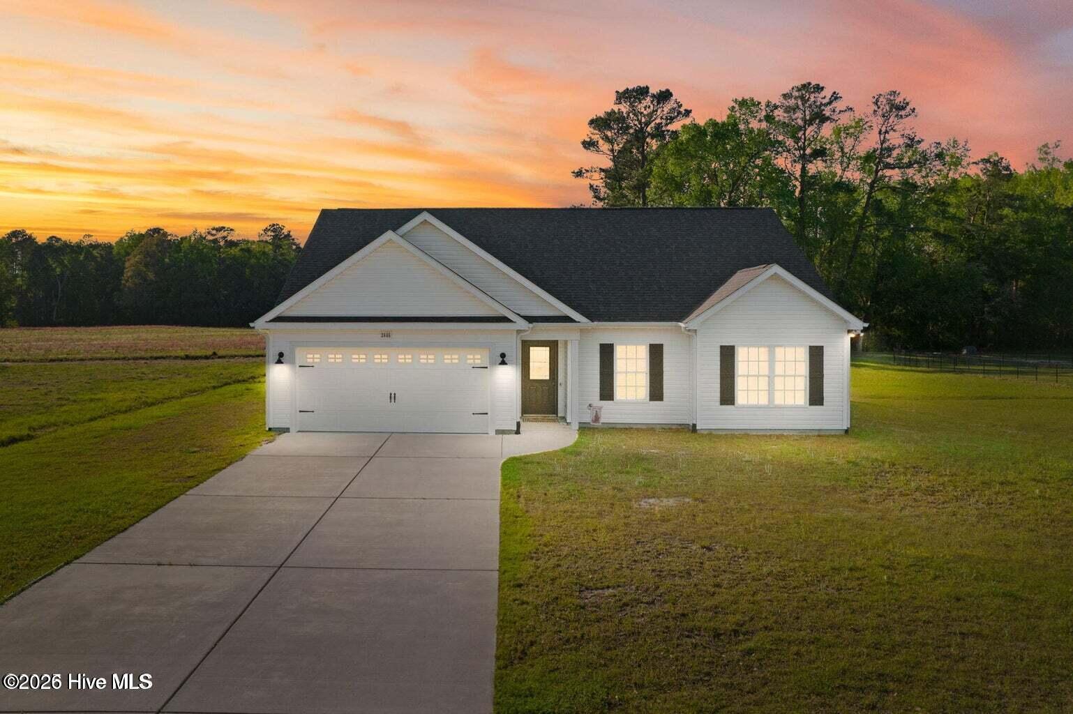 100568762