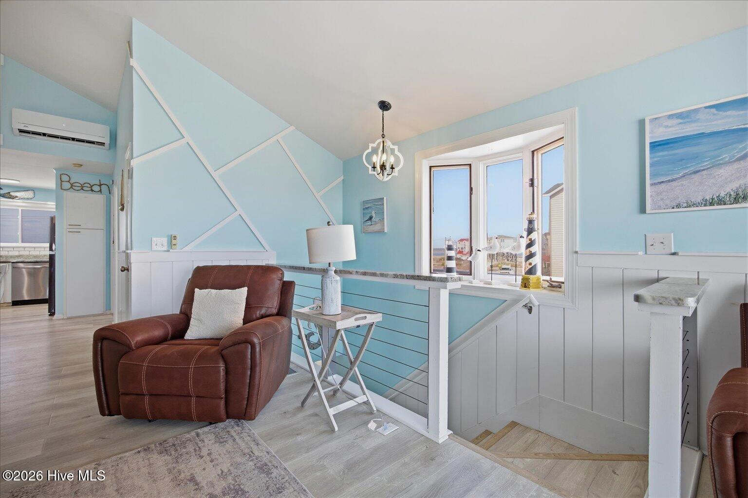 100555921 | Photo 30