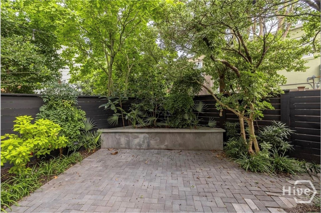 Photo 3 of Townhouse for sale at 513 E Perry St, Savannah, GA 31401 | MLS# SA365202 | Listing updated on 2026-10-07