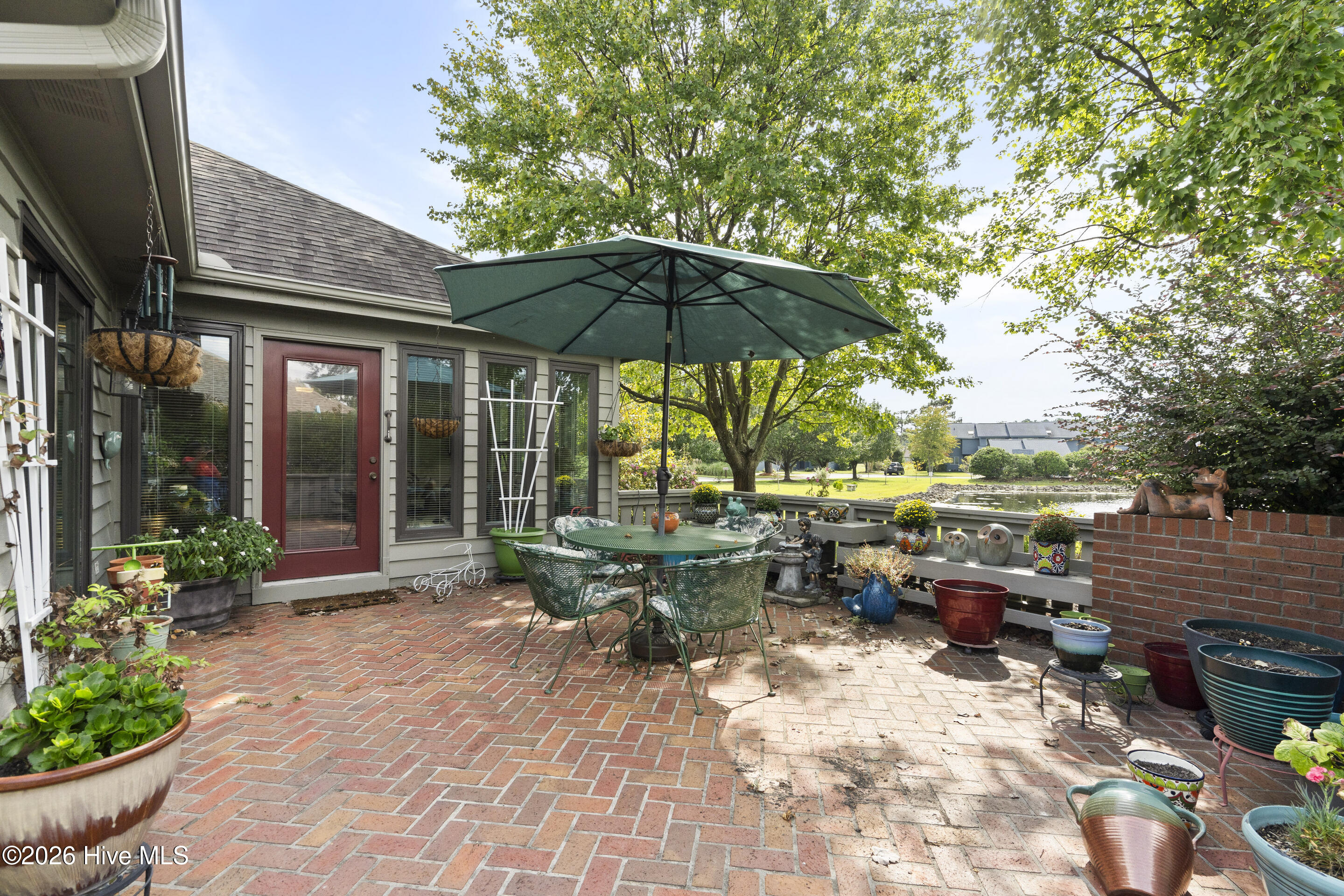 100558644 | Photo 44