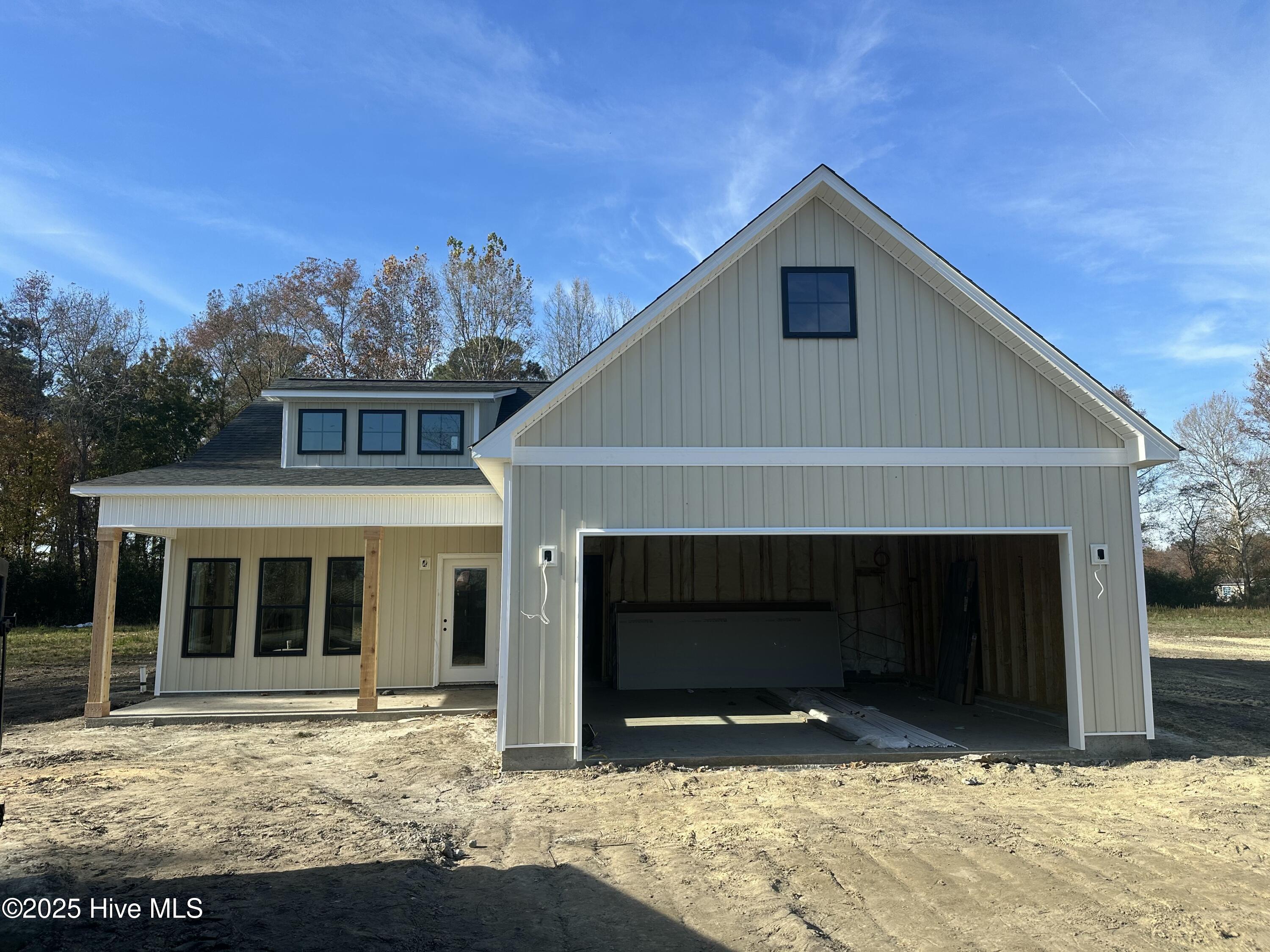 Homes for sale in Beulaville, NC | 1606 S Nc 41 & 111 Hwy, Beulaville, NC 28518 | MLS# 100540196