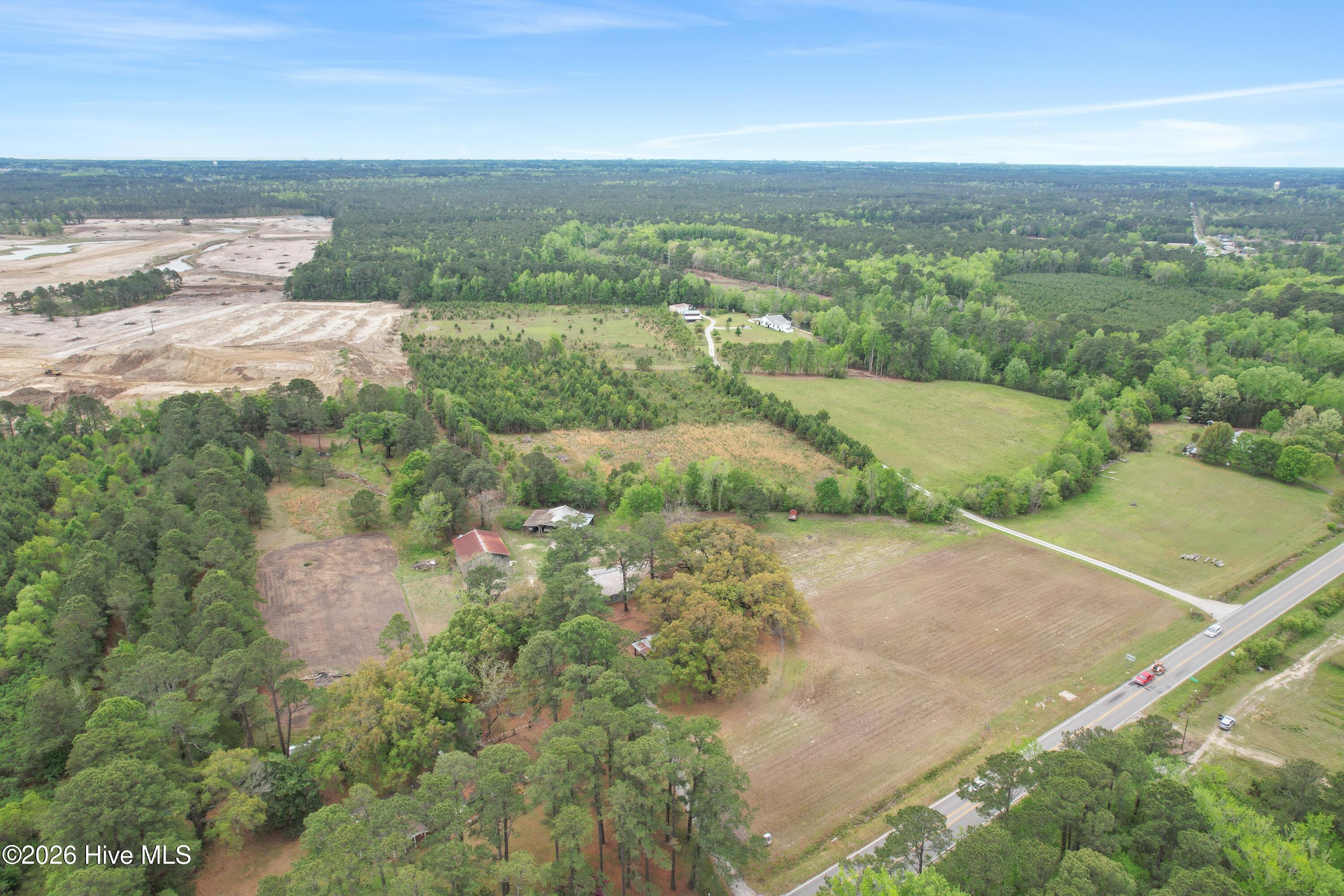 100567923 | Photo 21