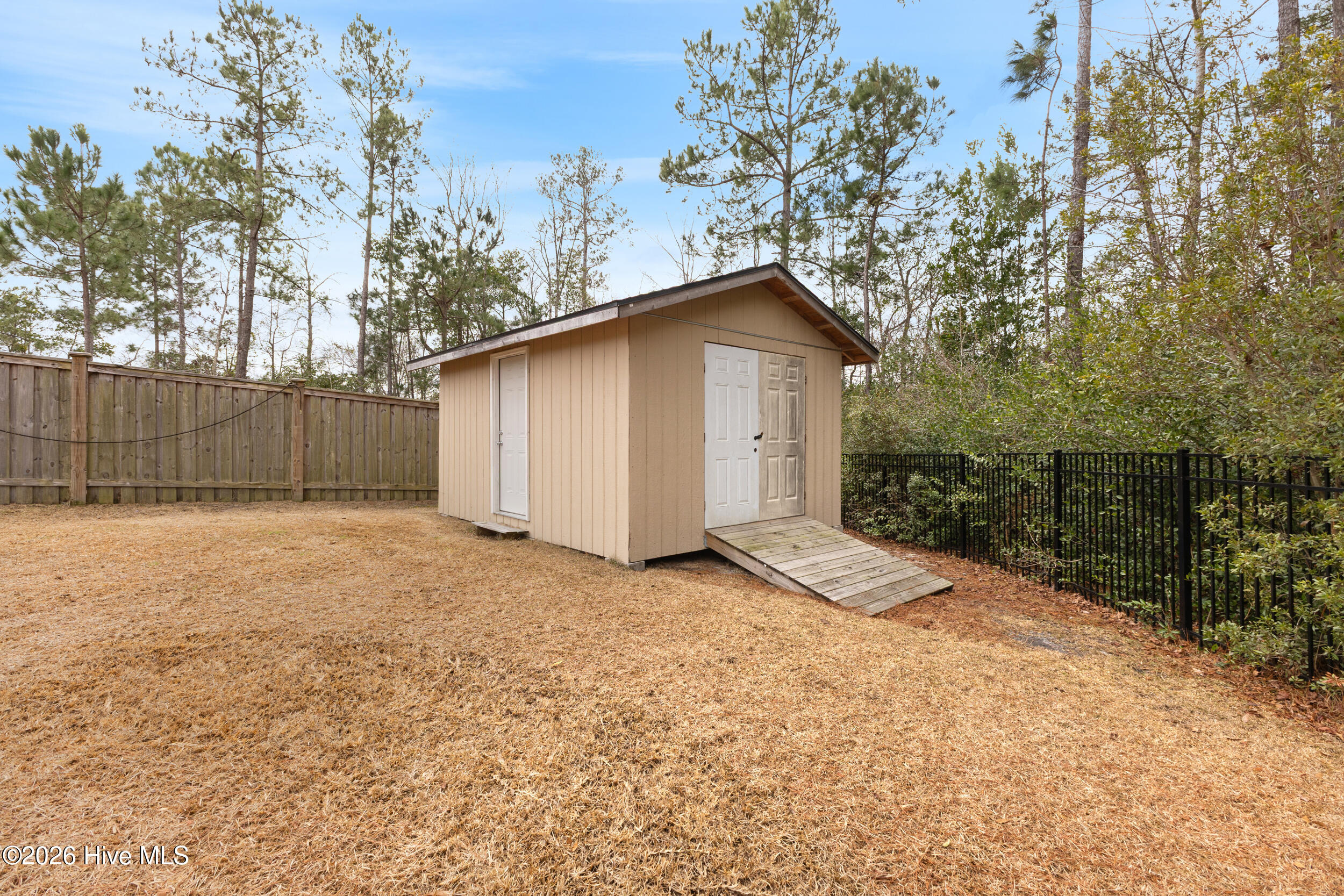 100555223 | Photo 29