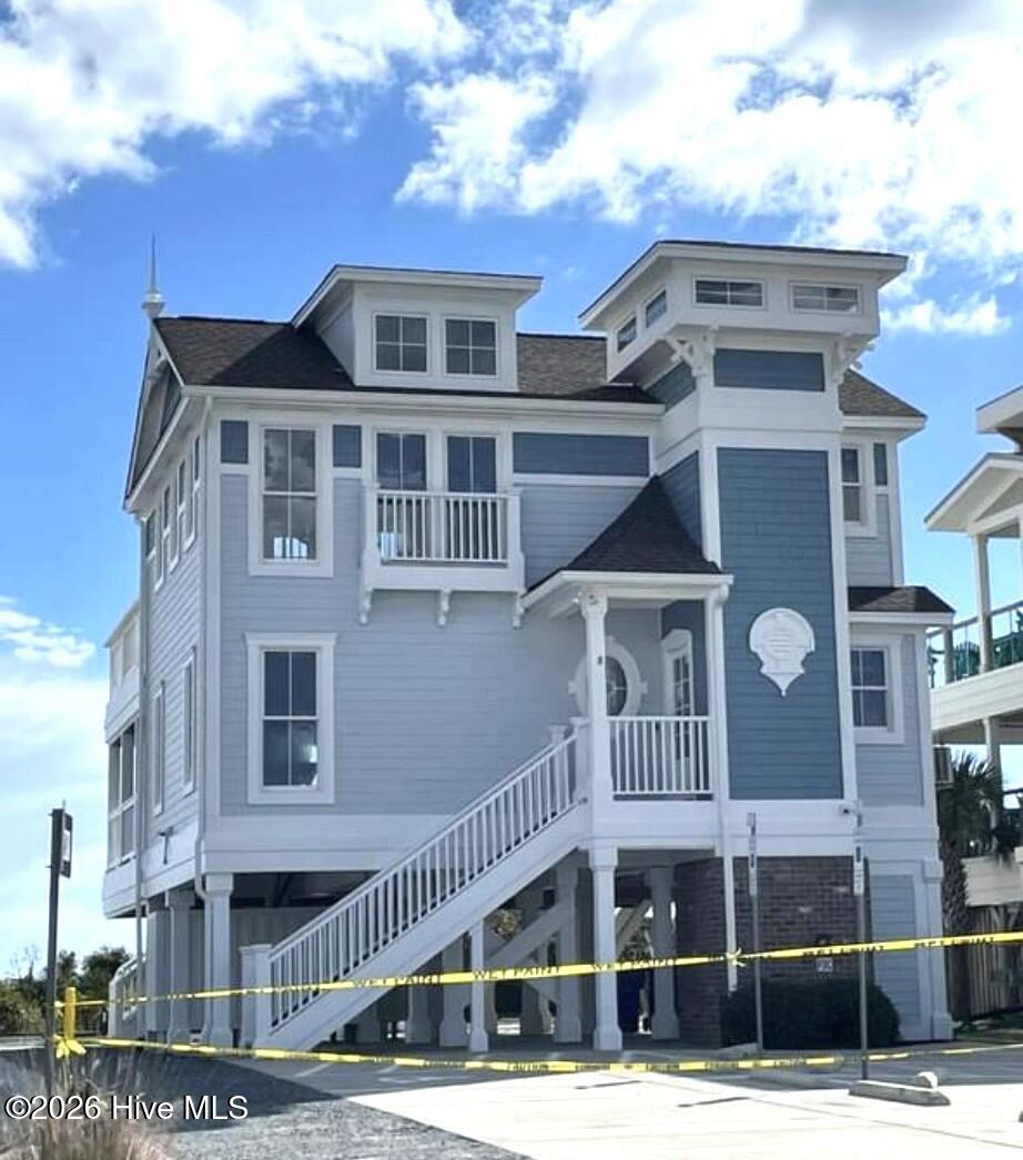 100566129 | Photo 66