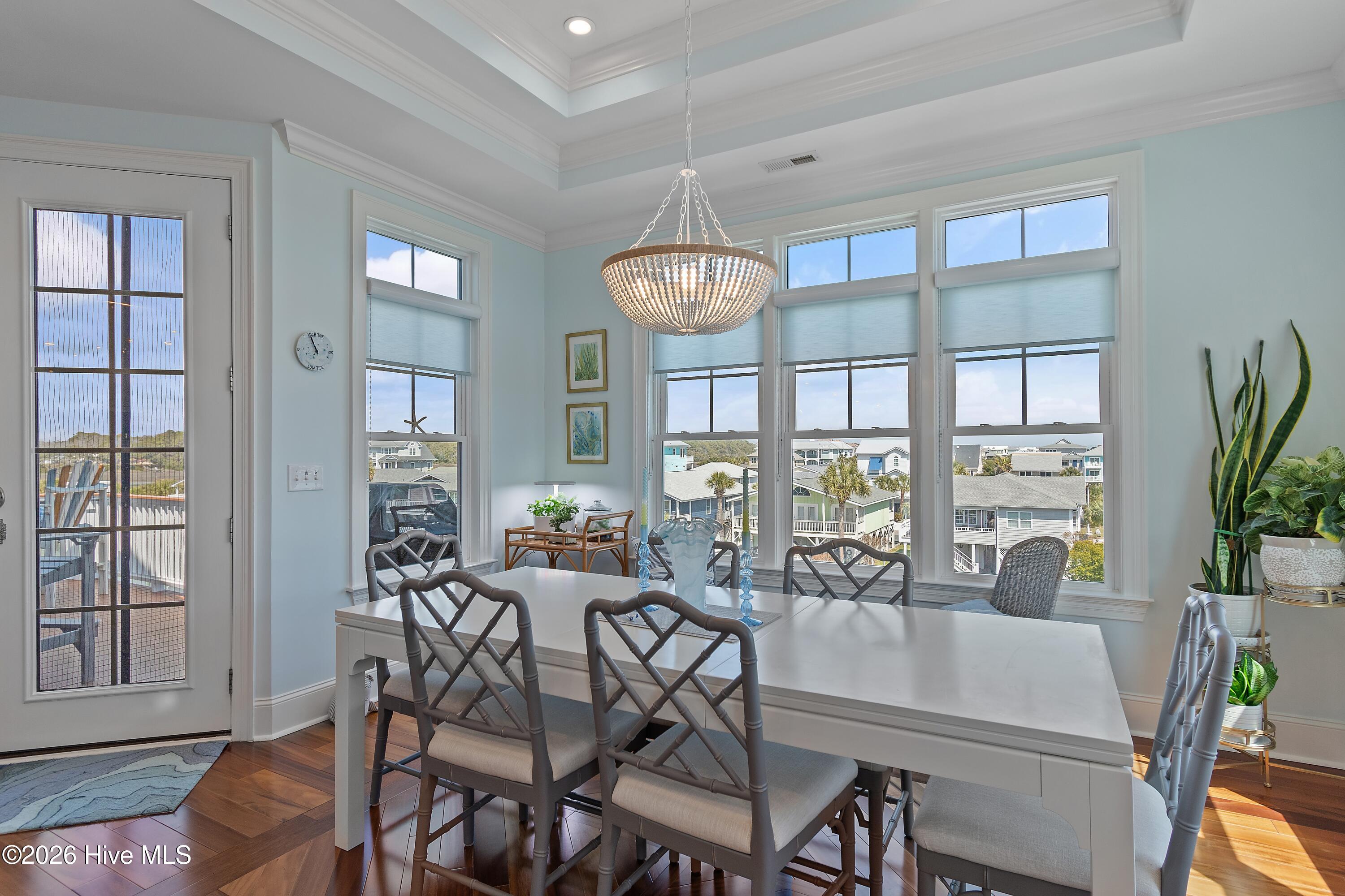 100562772 | Photo 37