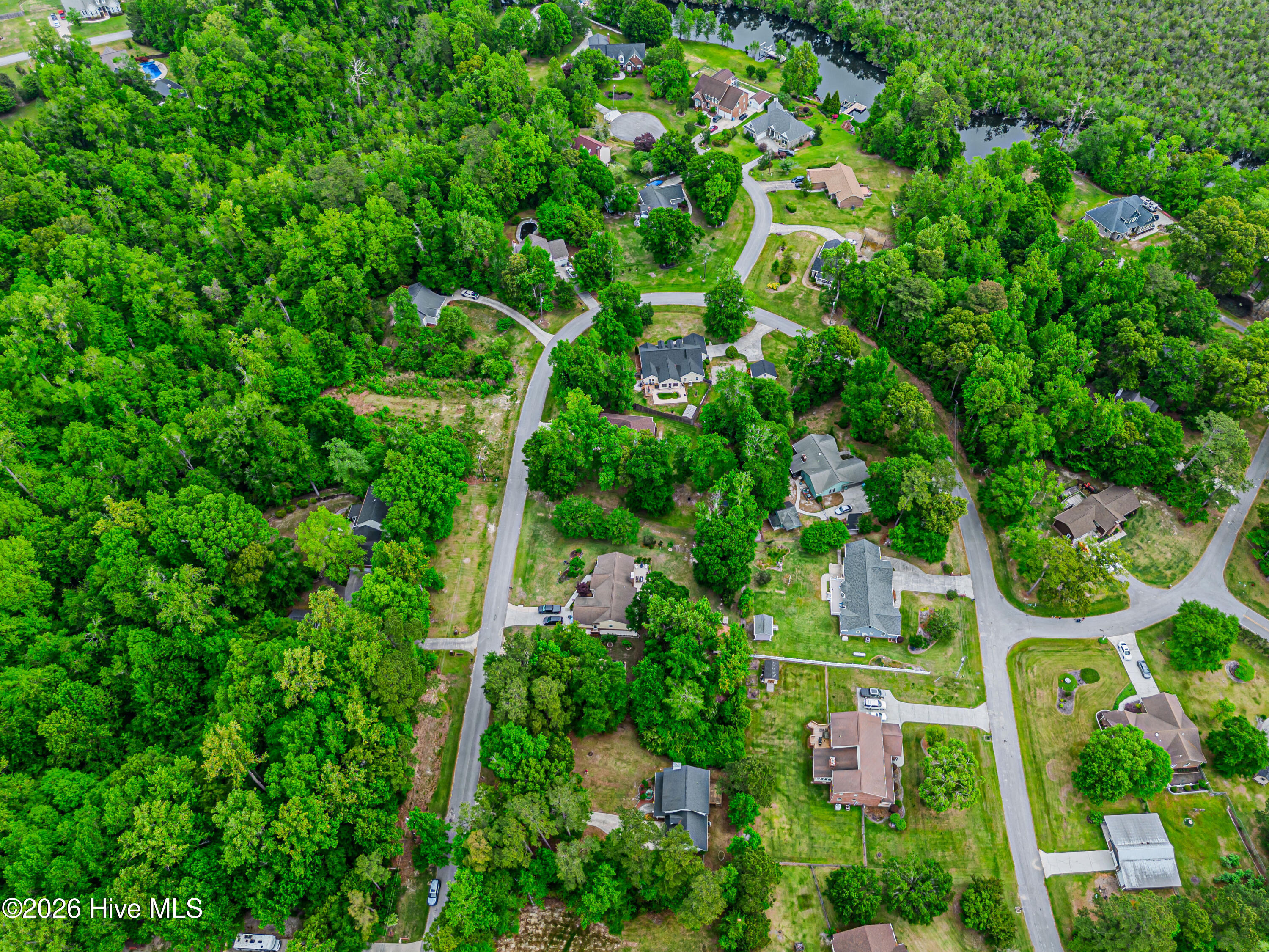 100568422 | Photo 71