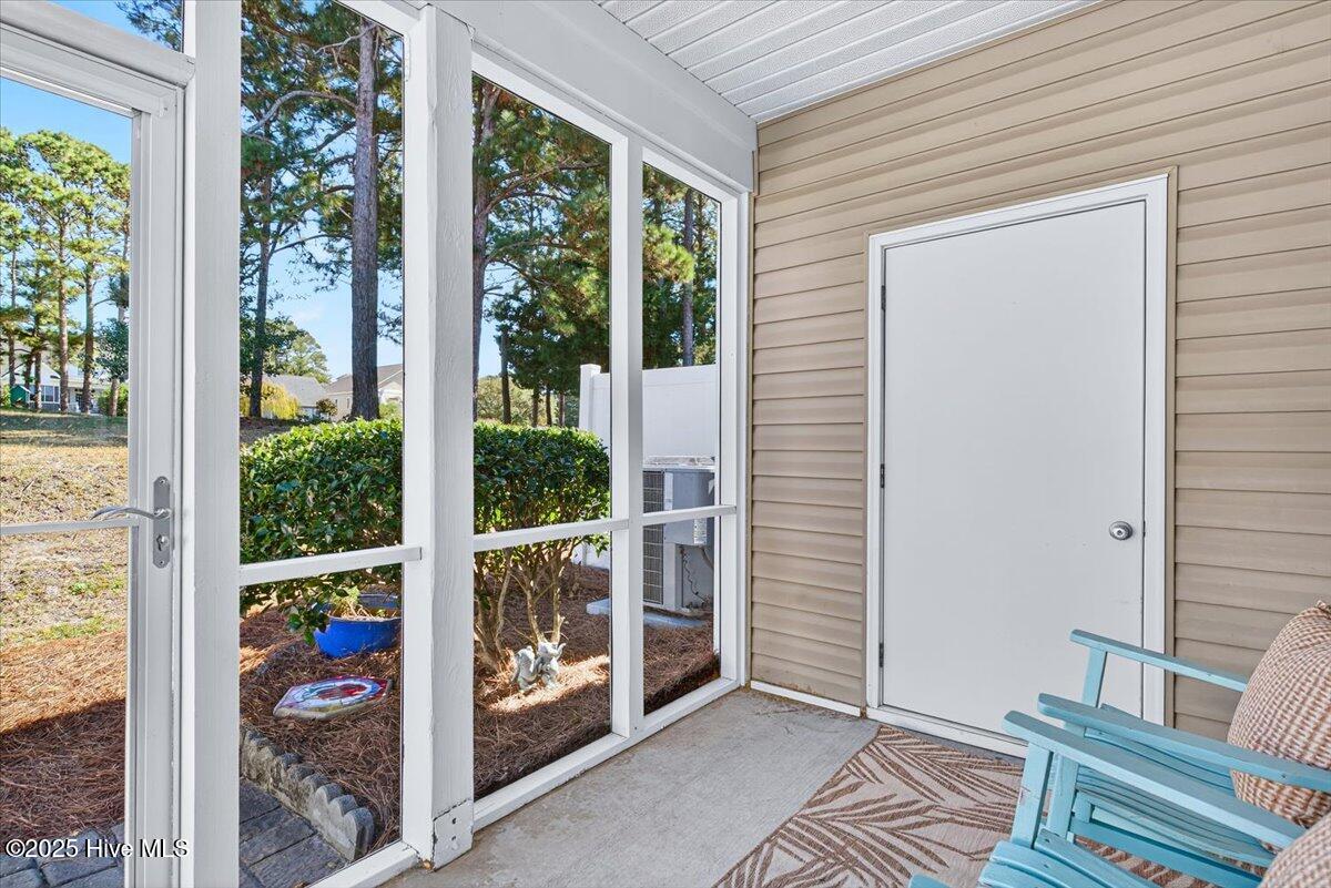 100537429 | Photo 16