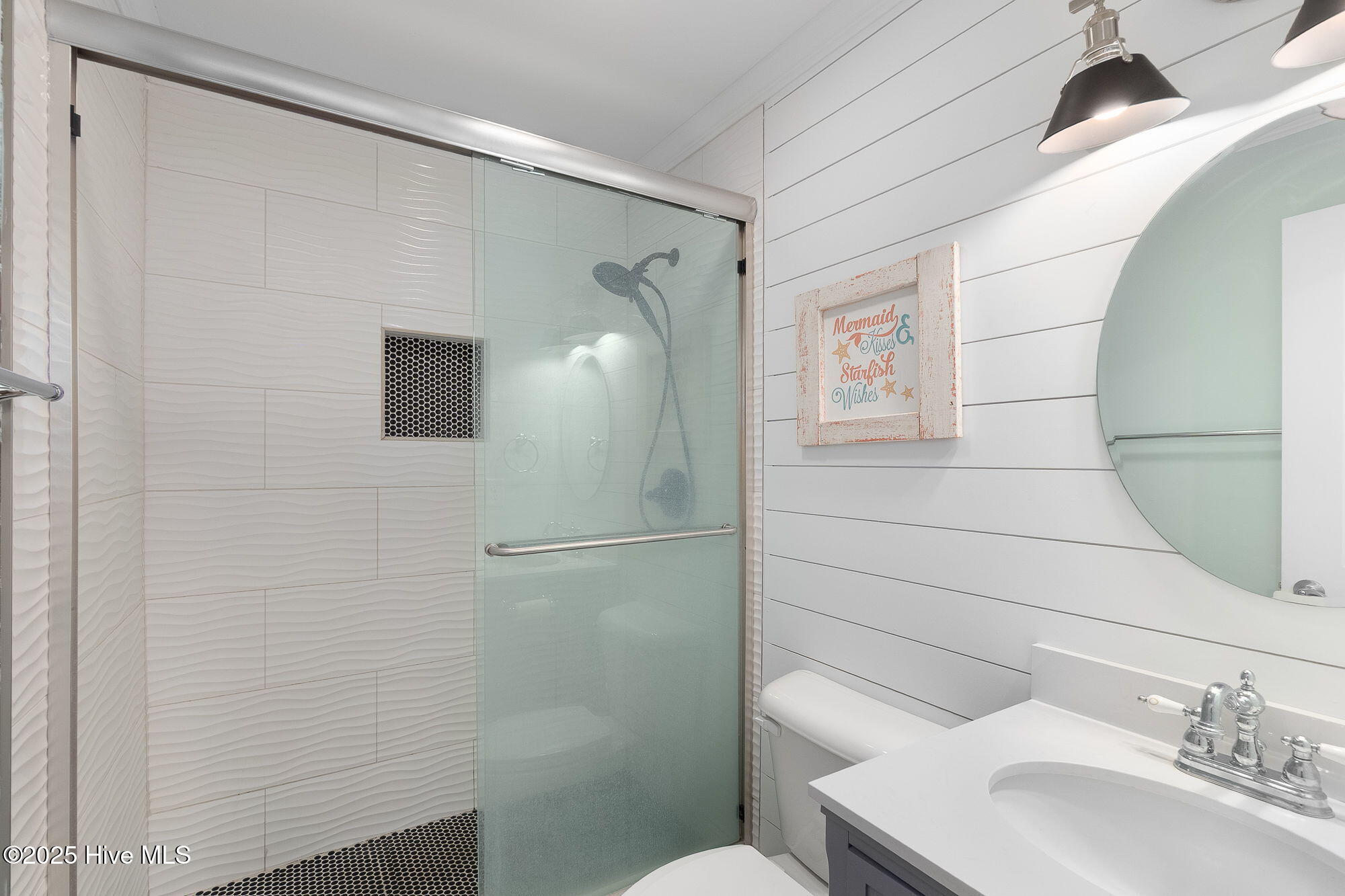 100543765 | Photo 14