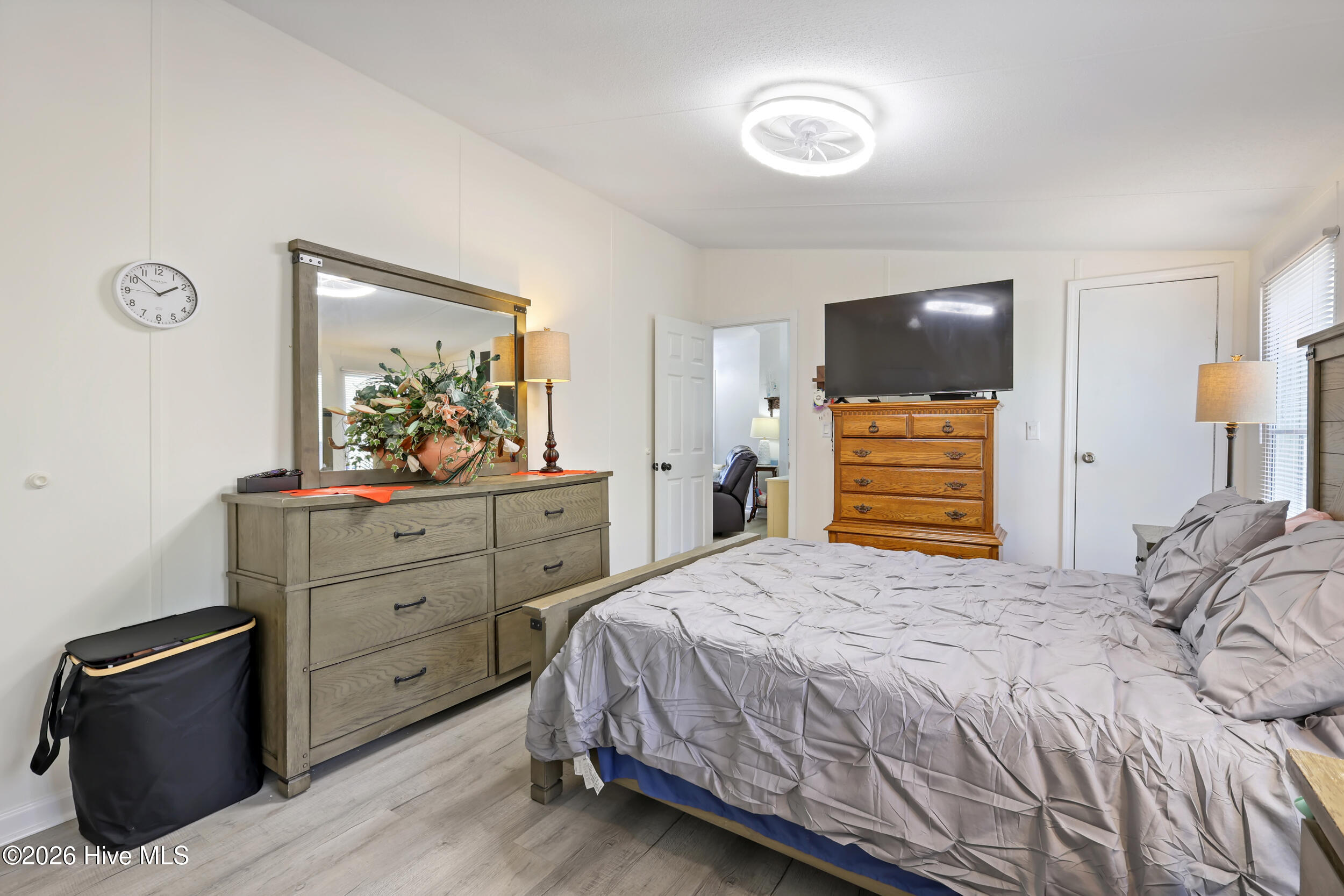 100564422 | Photo 13