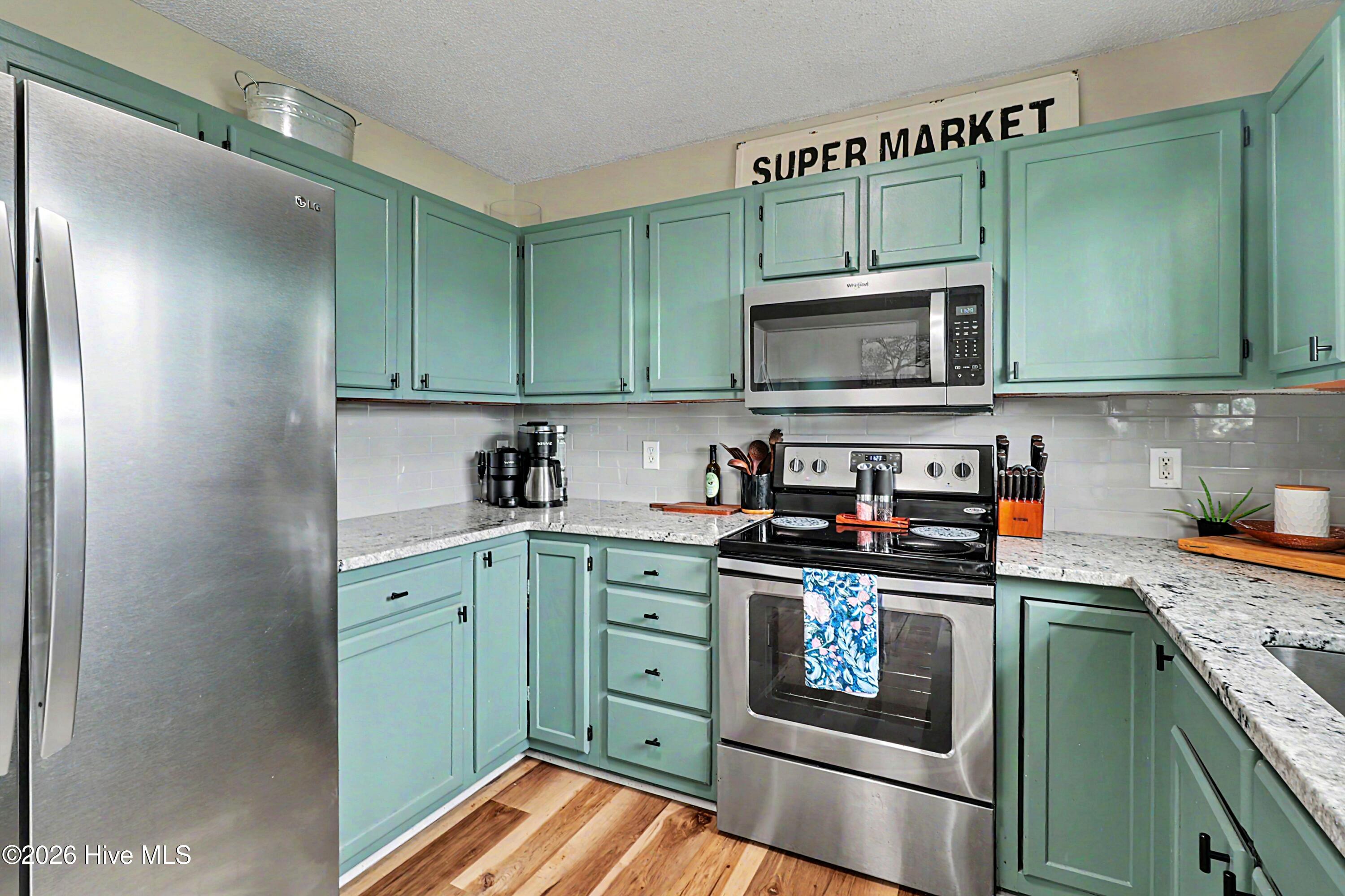 100564636 | Photo 10