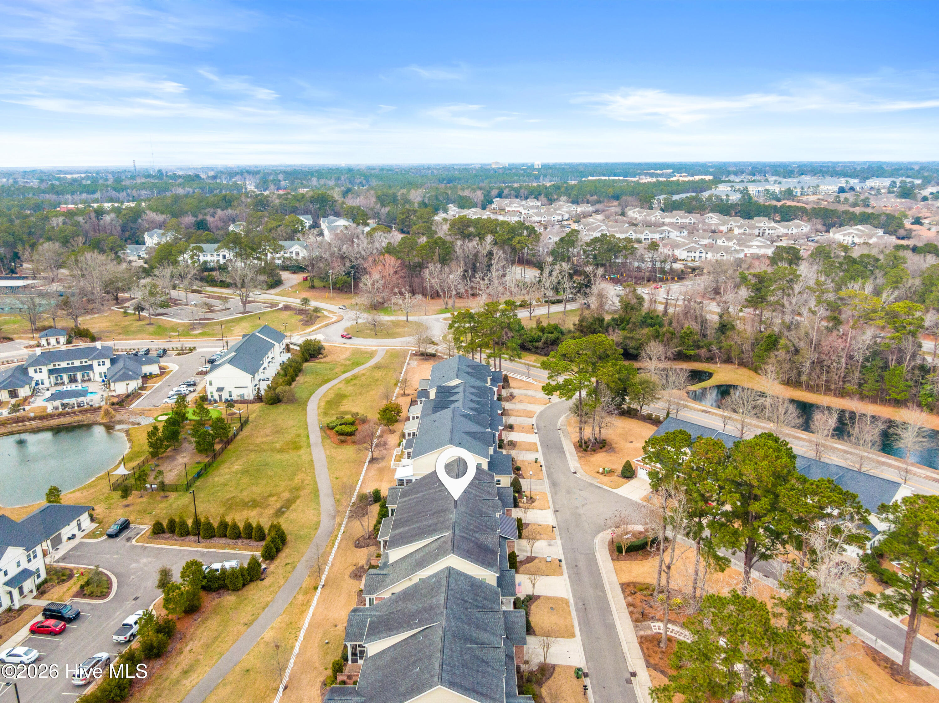 100565451 | Photo 31