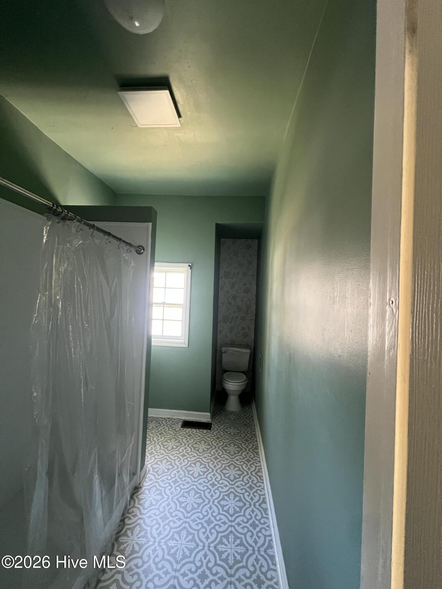 915 Saint David Street