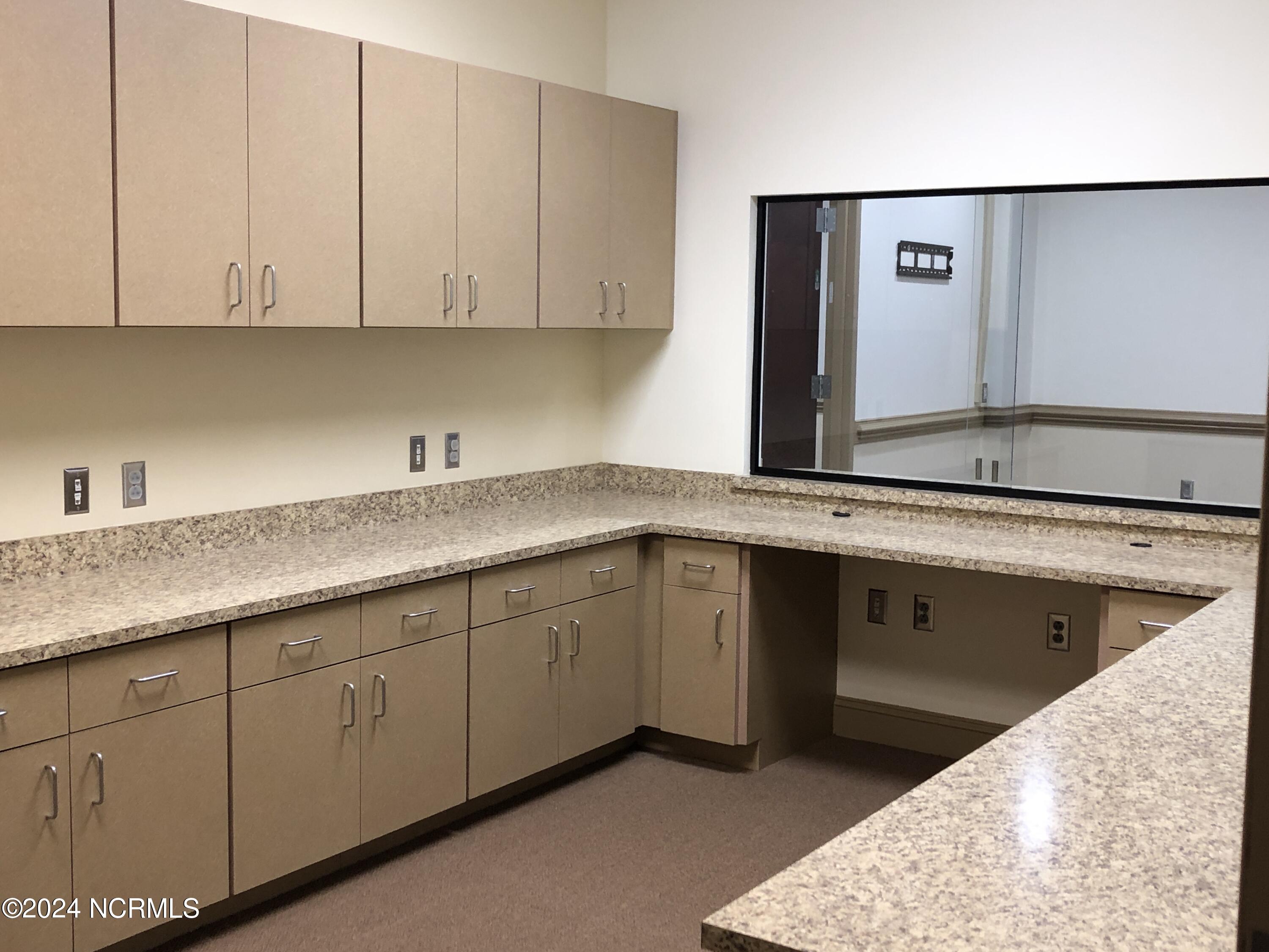 123 Pompano Place UNIT 400, Jacksonville, NC, 28546