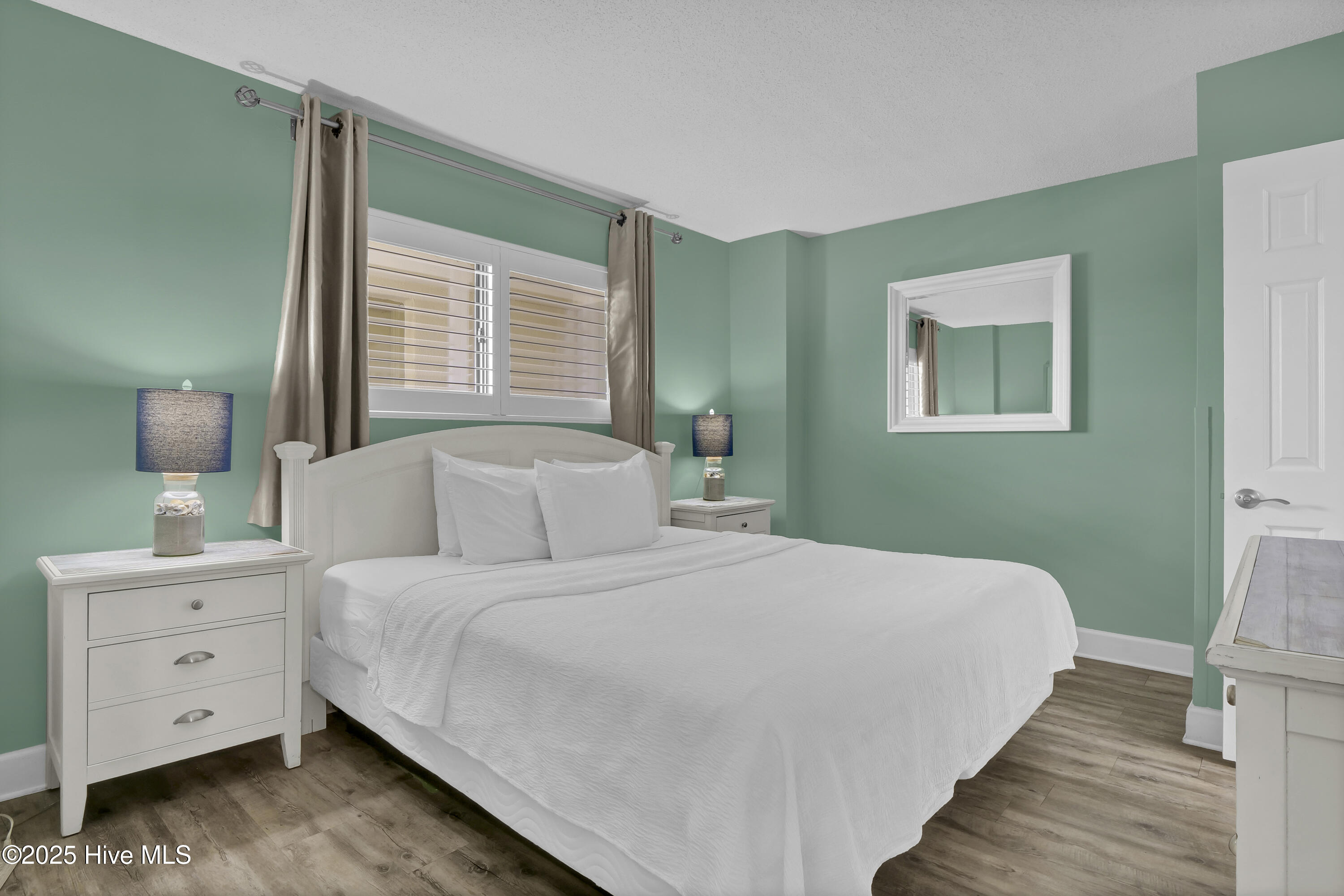 100529959 | Photo 13