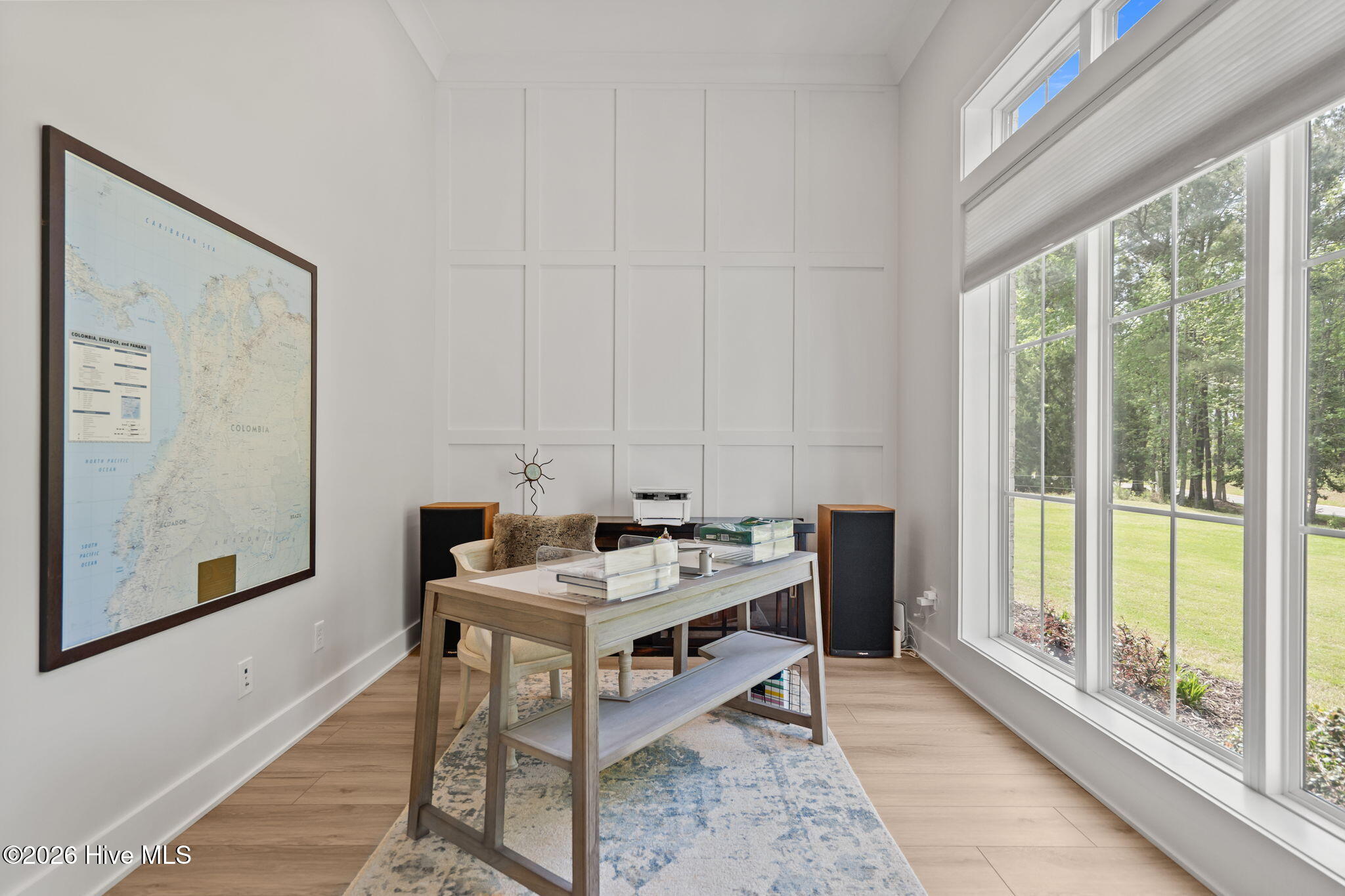 100566934 | Photo 26