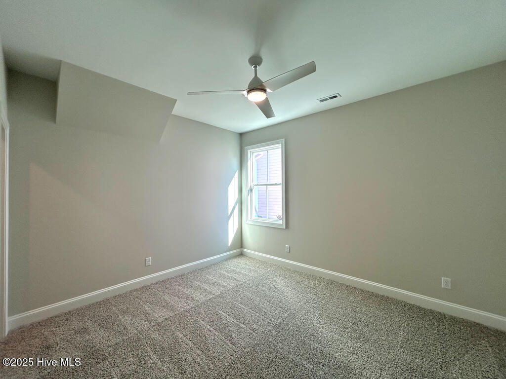 100510187 | Photo 60