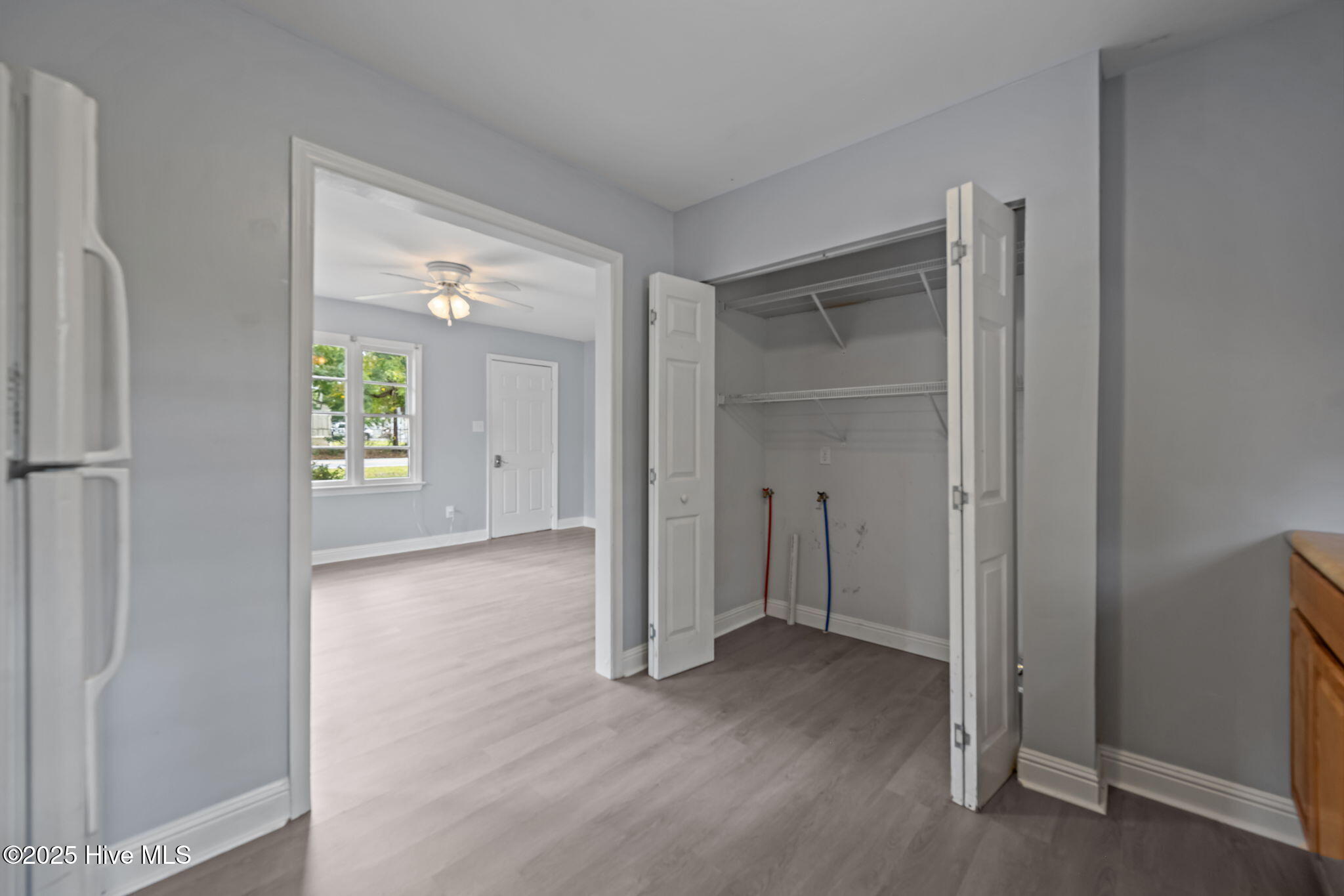 100536002 | Photo 15