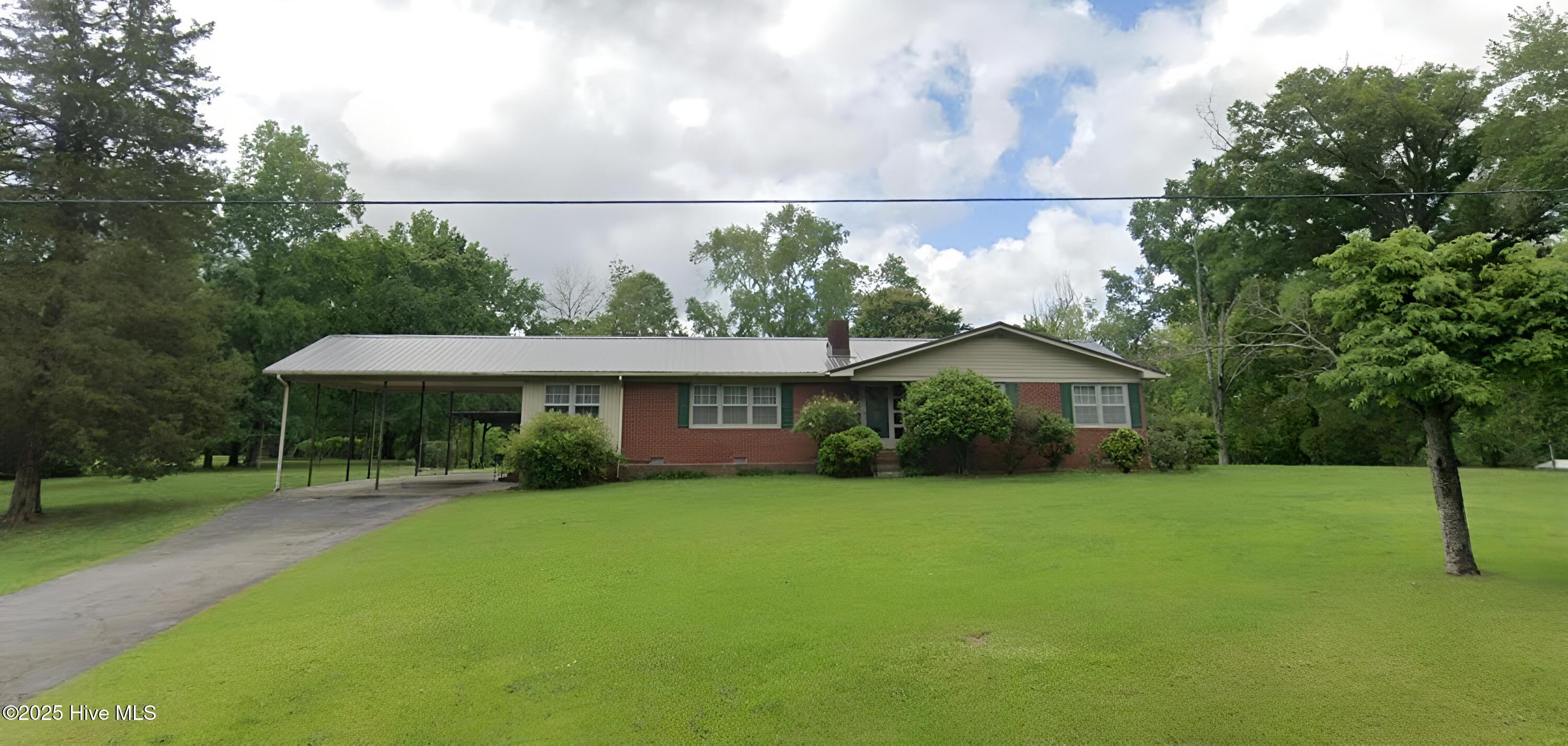 215 Sunset Hills Road