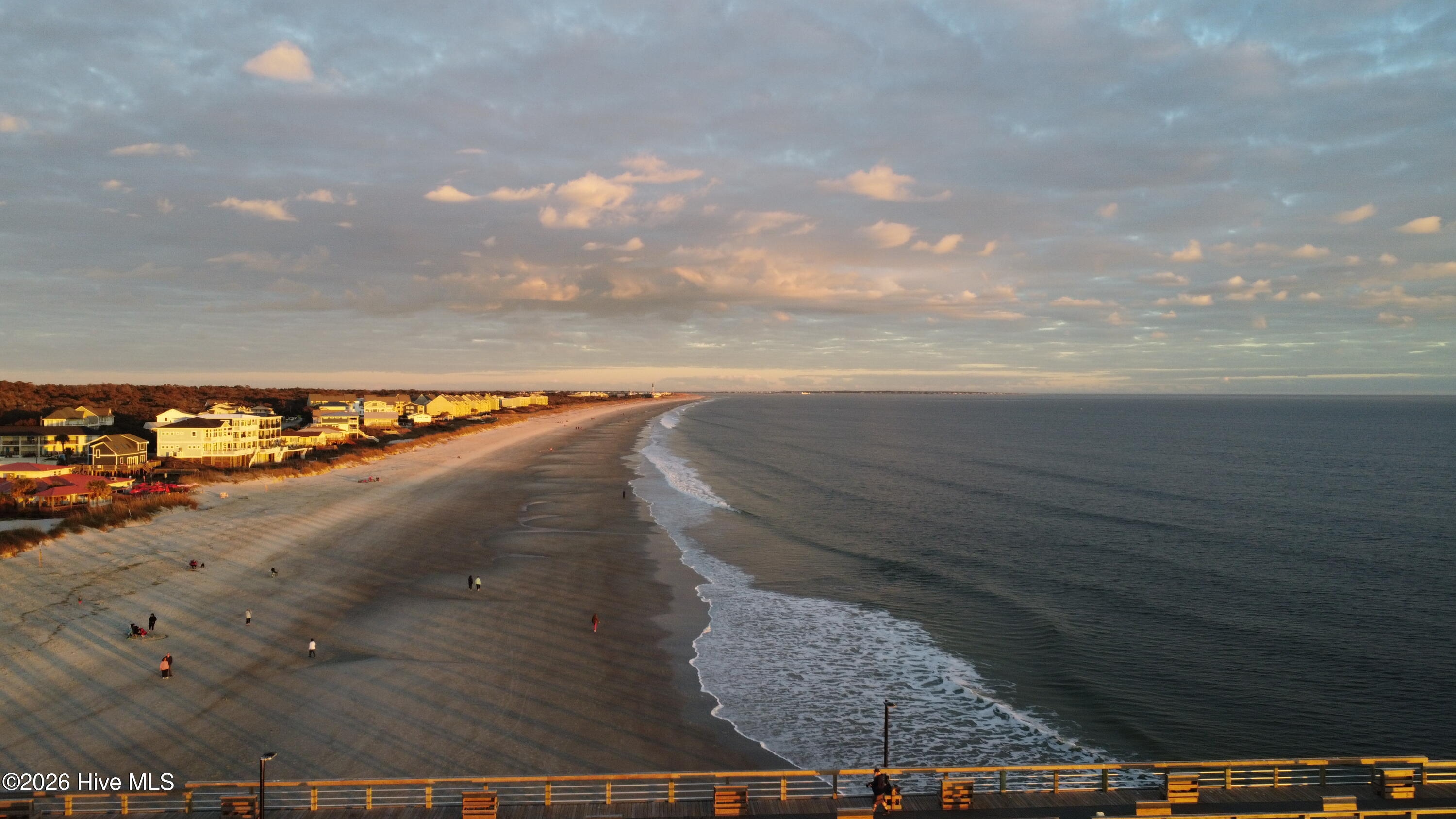 100553619 | Photo 16