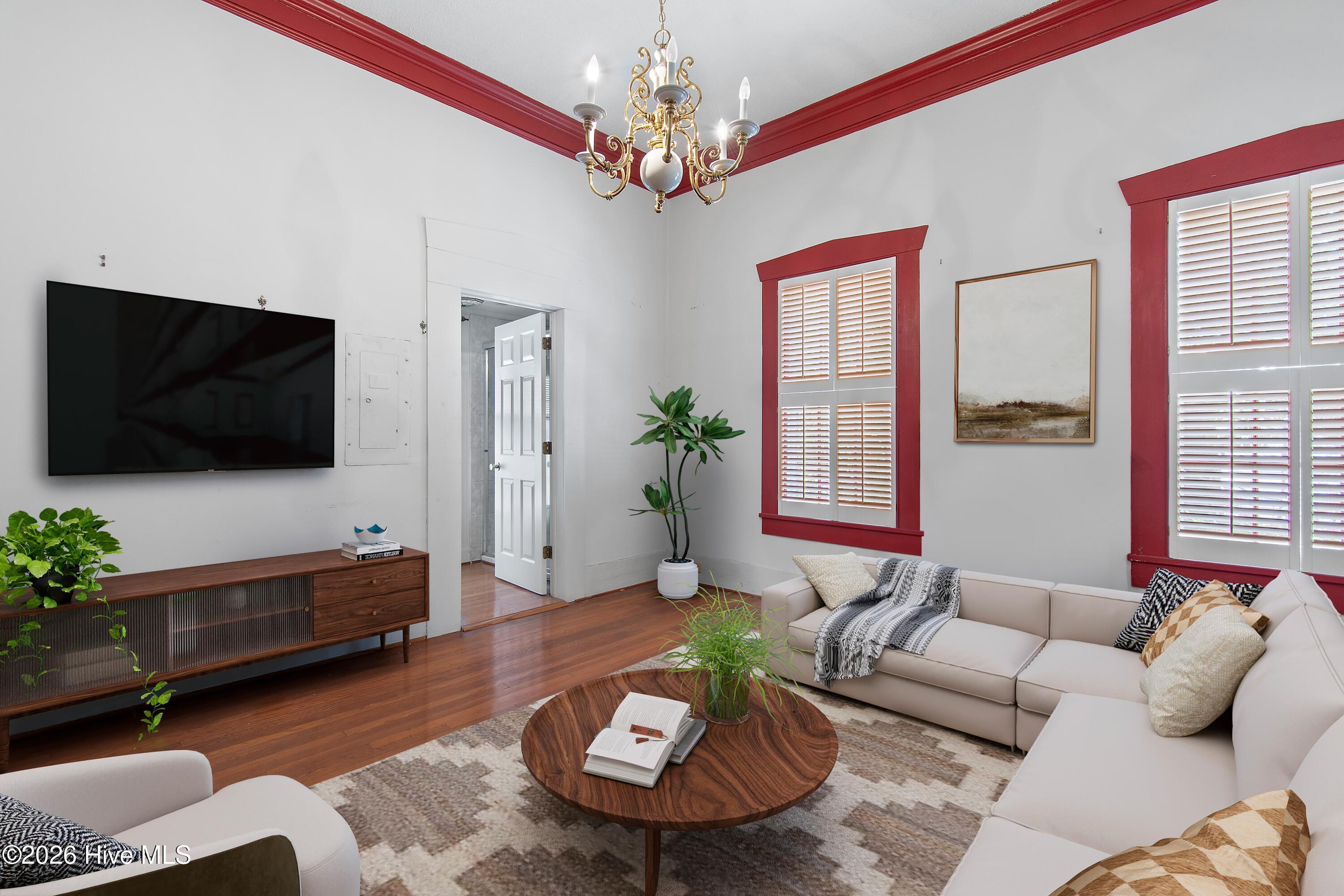 100566206 | Photo 29