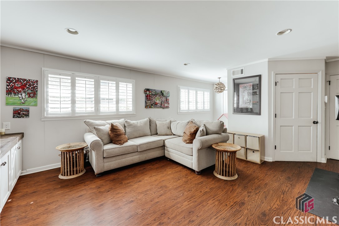 335 Duncan Springs Road