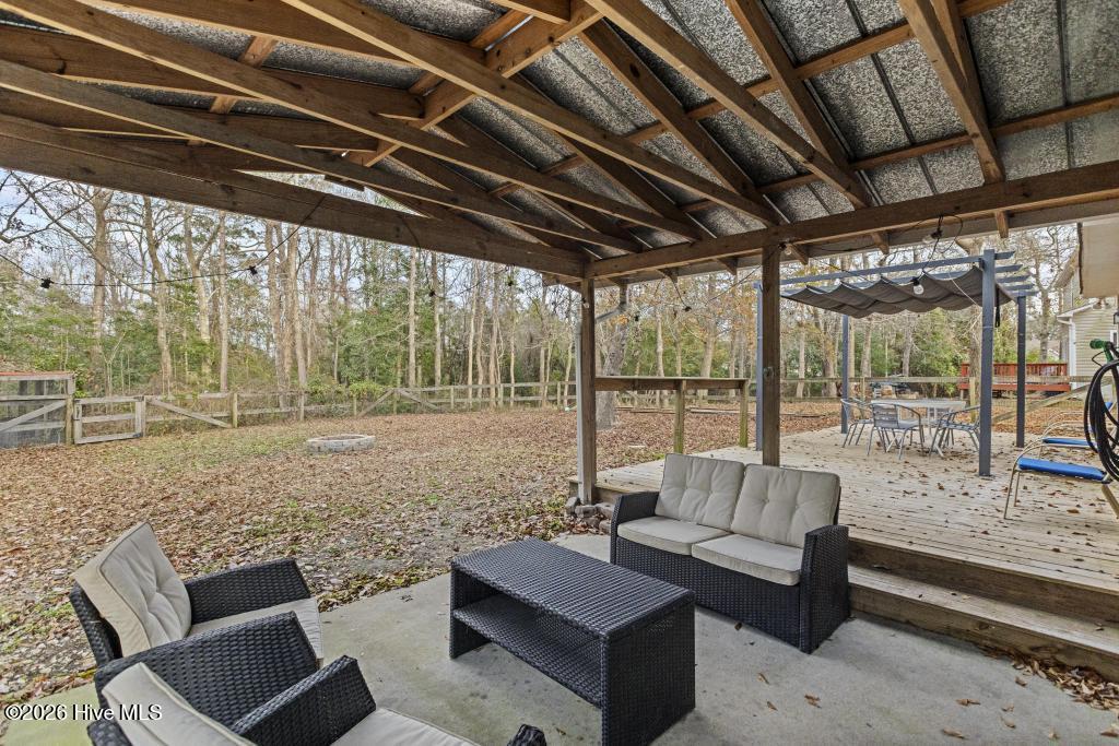 100551053 | Photo 38