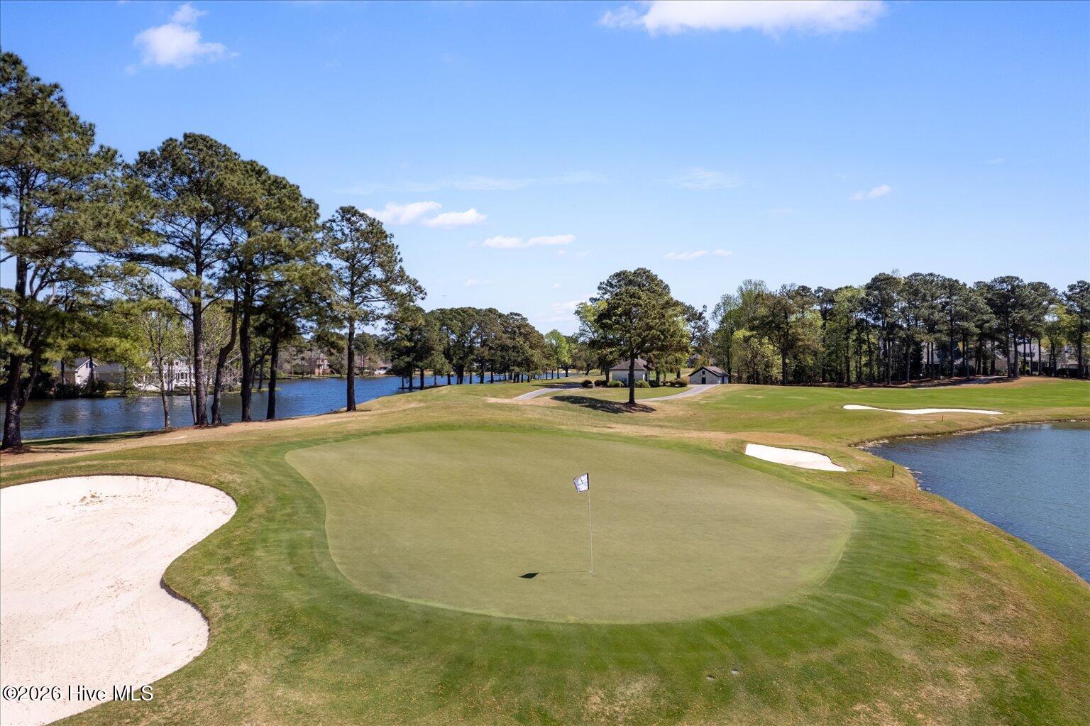 100564317 | Photo 64