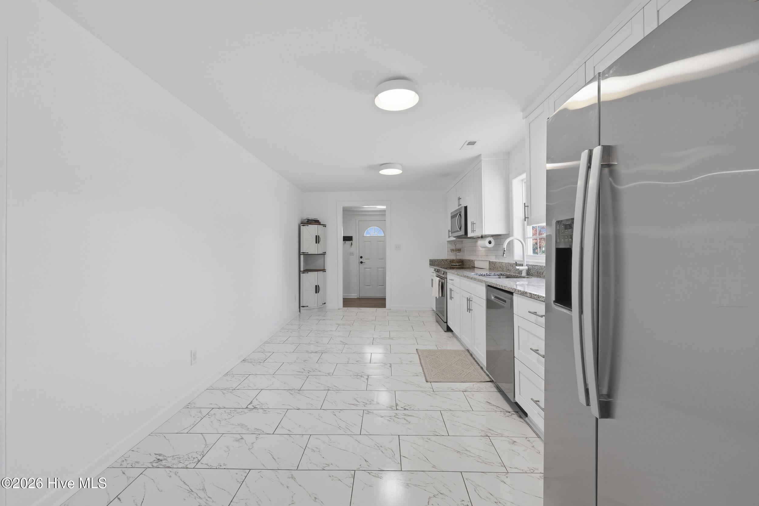 901 Tuscarora Avenue, Elizabeth City, NC, 27909