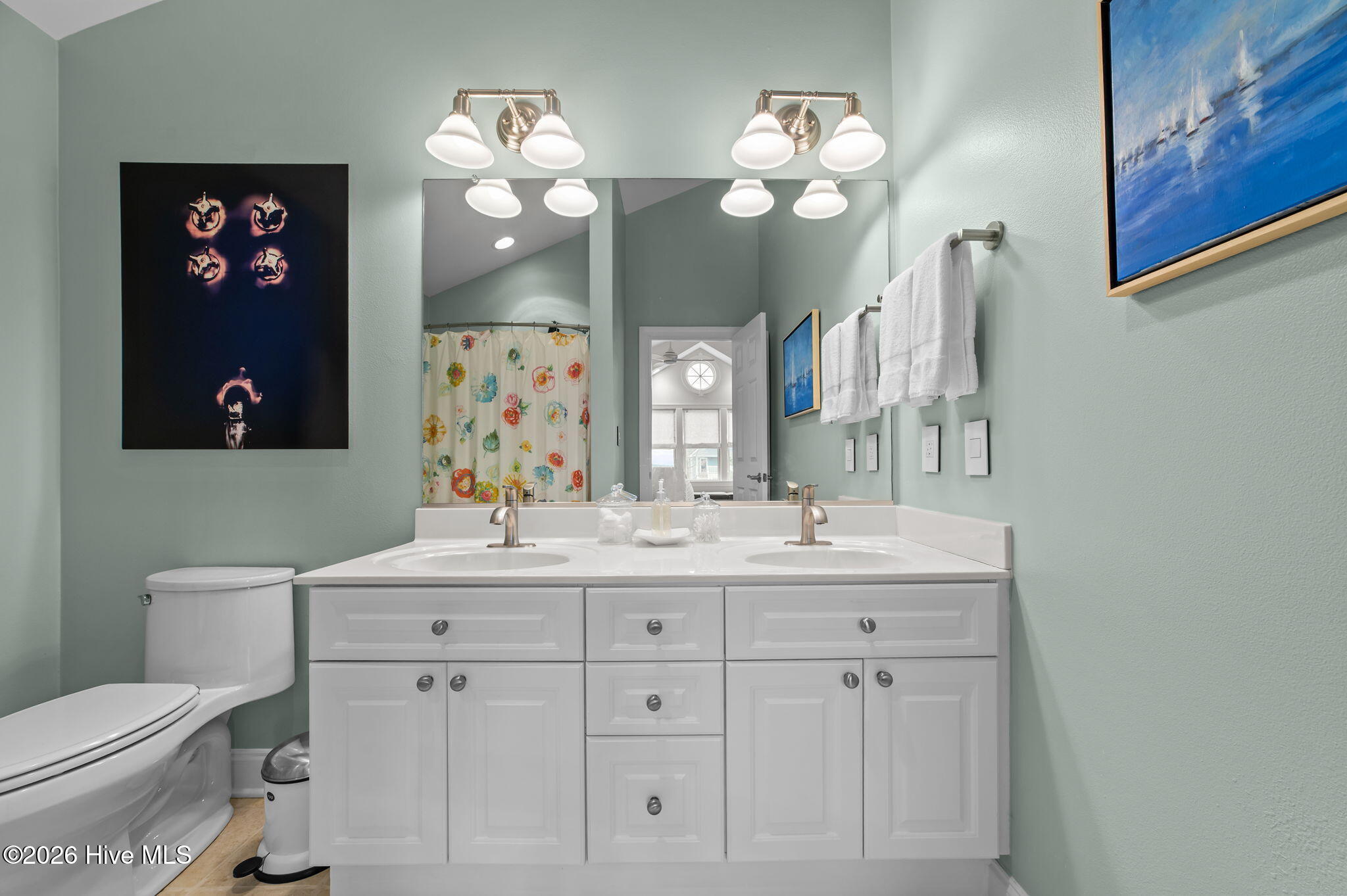 En suite bath