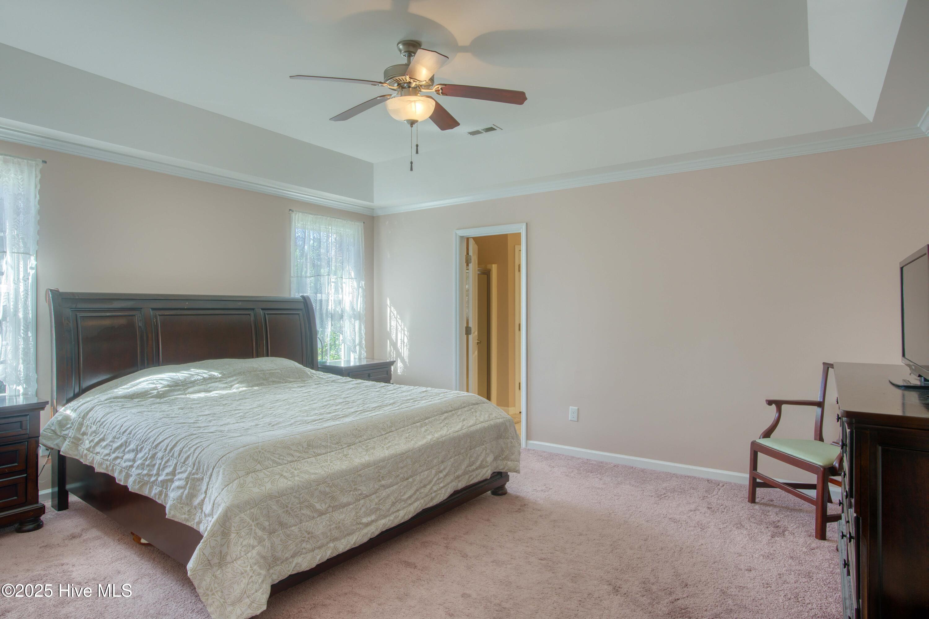 100537657 | Photo 17