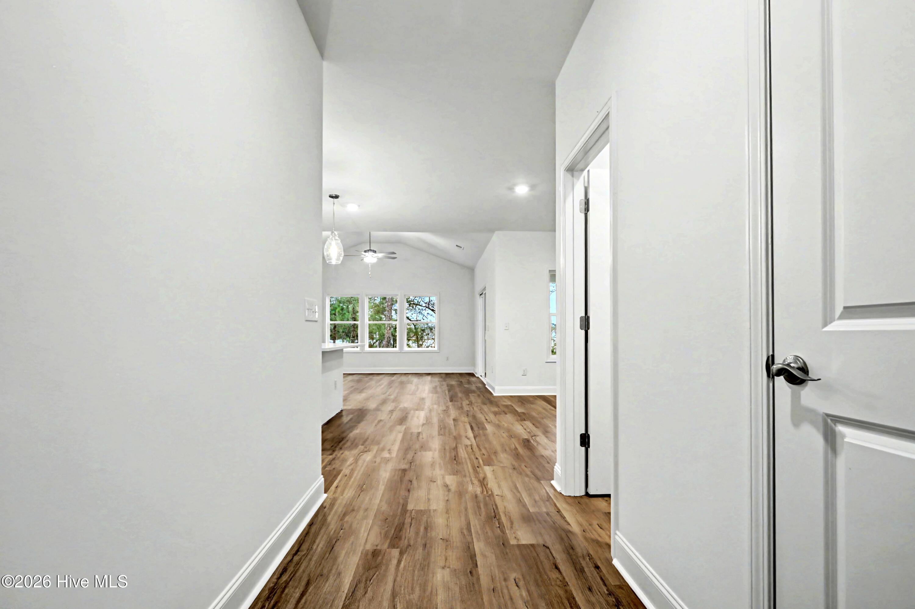 100555122 | Photo 28