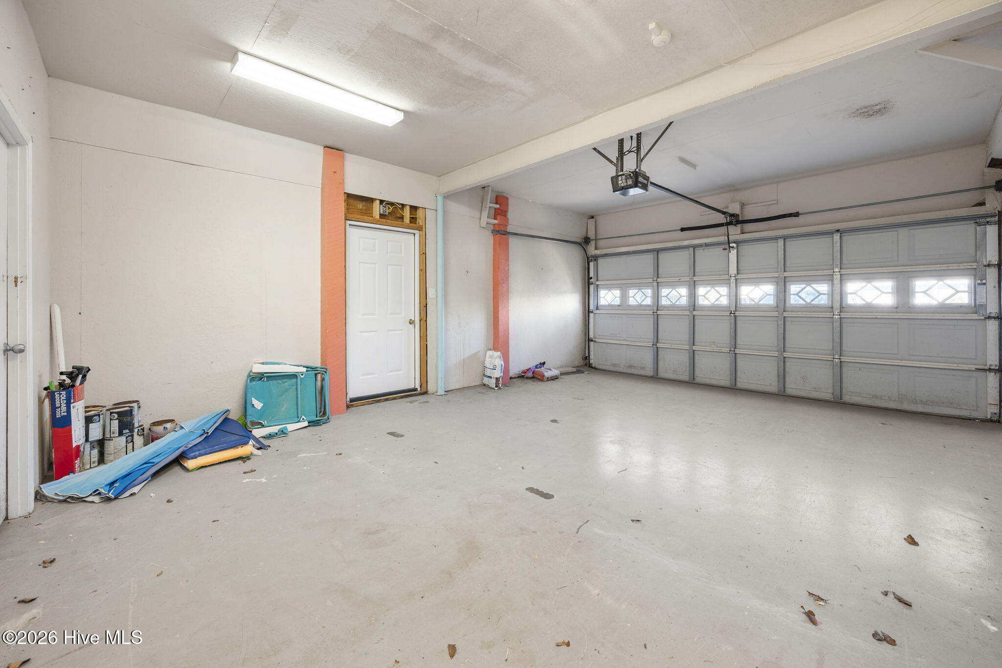 100552942 | Photo 65