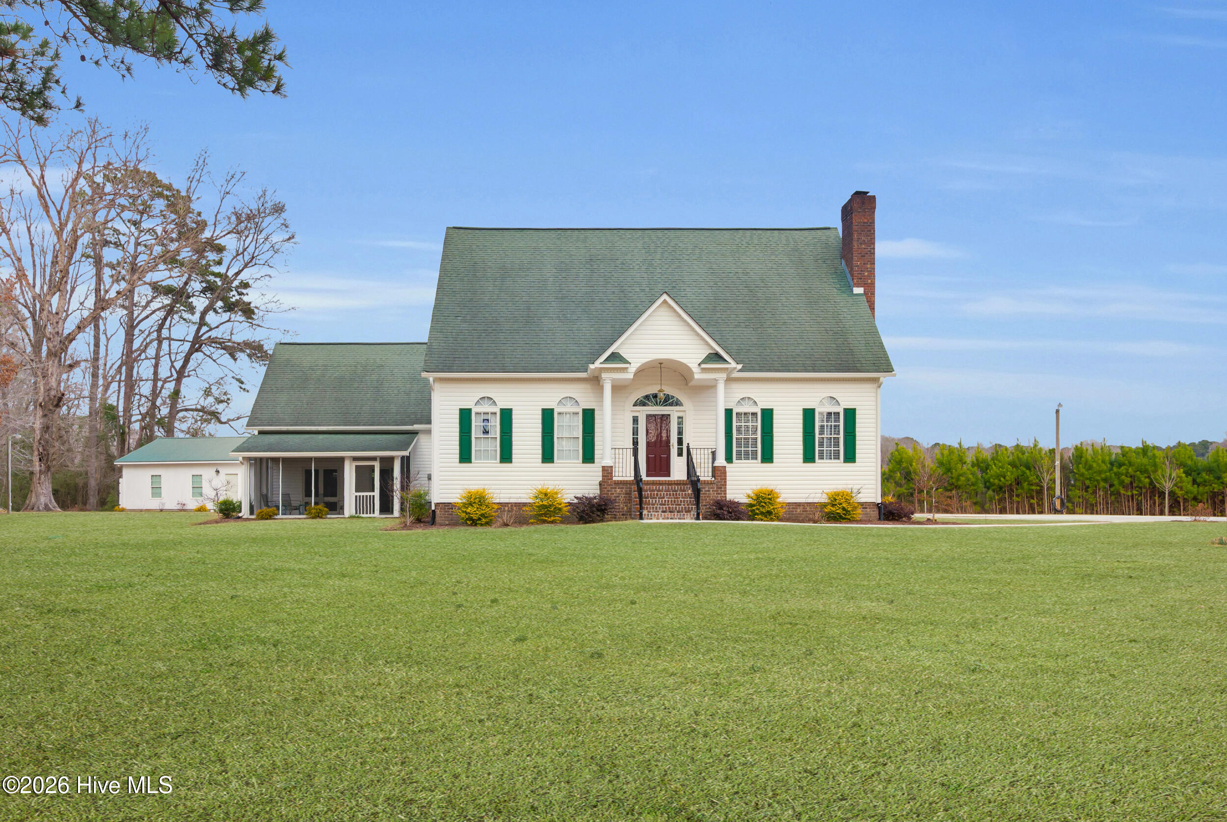 Homes for sale in Vanceboro, NC | 7110 N Us 17 Hwy, Vanceboro, NC 28586 | MLS# 100557754