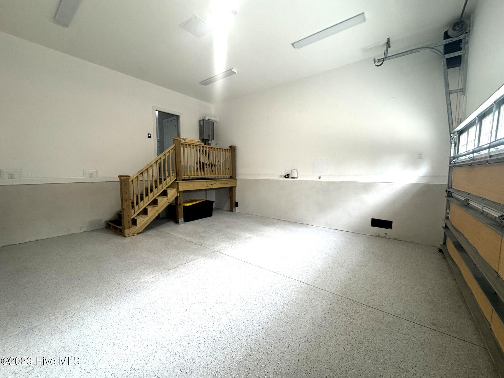 100551438 | Photo 48