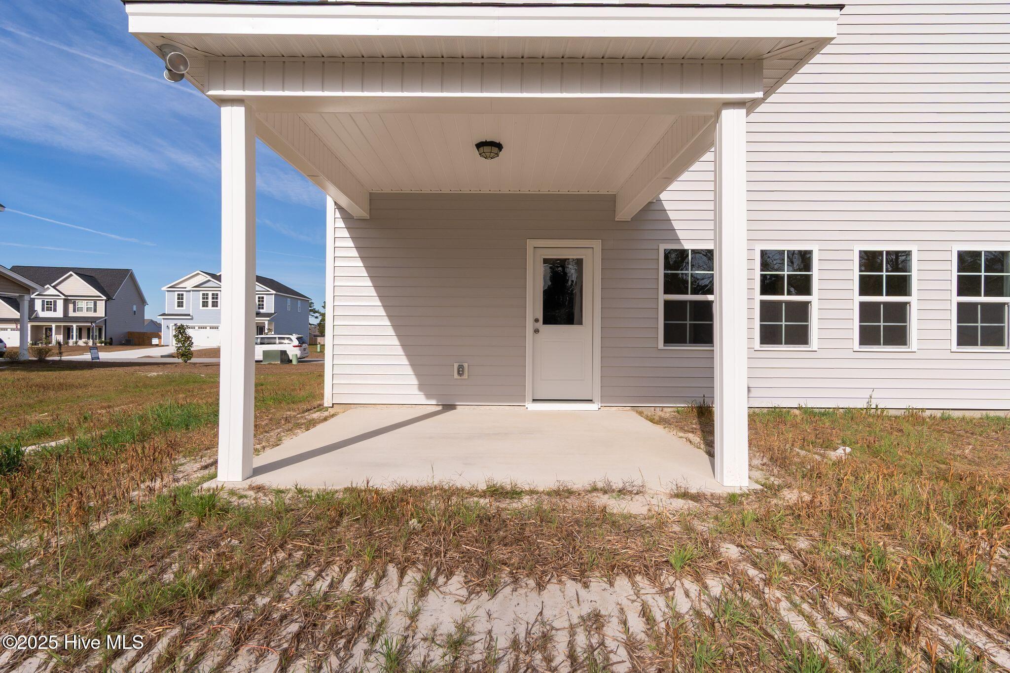 100531005 | Photo 44