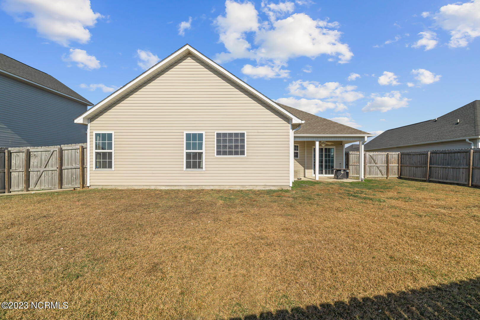 100553730 | Photo 32