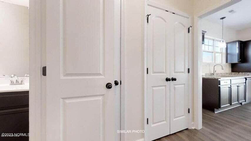 100531263 | Photo 18