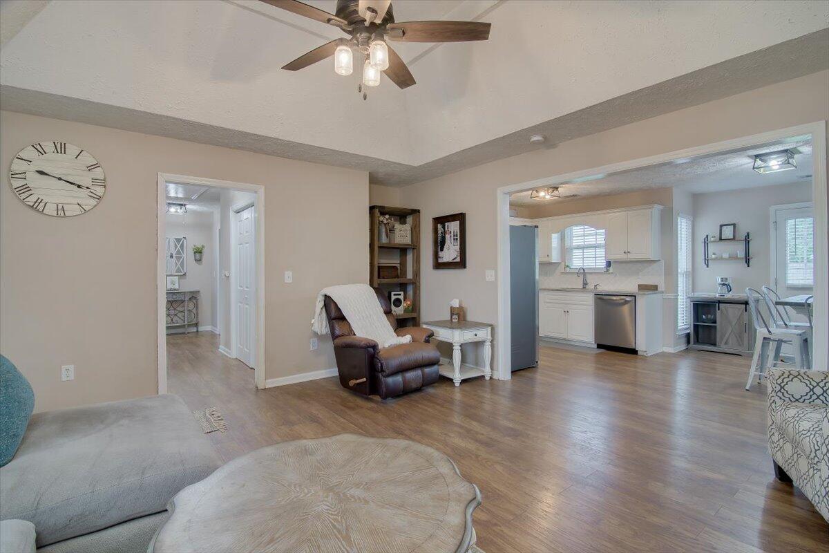 175 SANDLEWOOD Way, Warrenville, SC, 29851